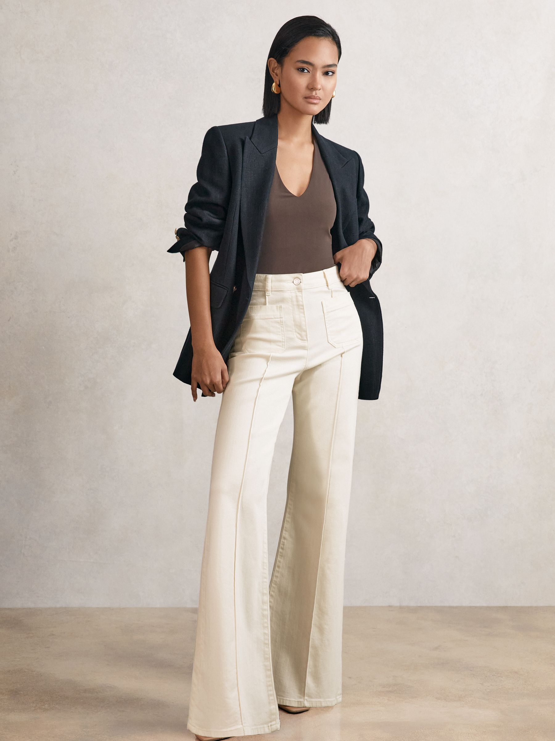 Petite Patch-Pocket Flared Jeans in Taupe Neutral