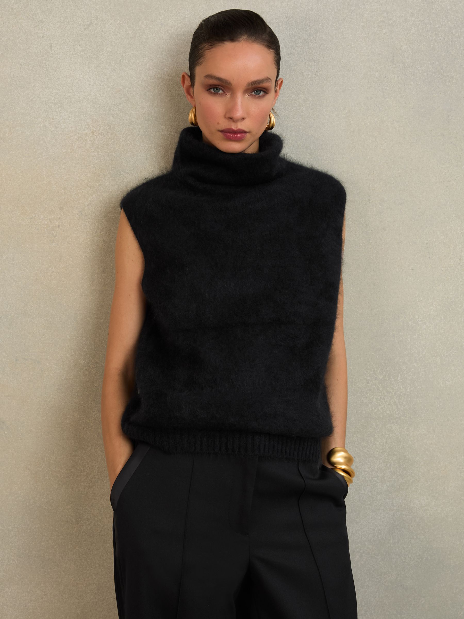 Atelier 100% Brushed-Cashmere Tank Top in Black