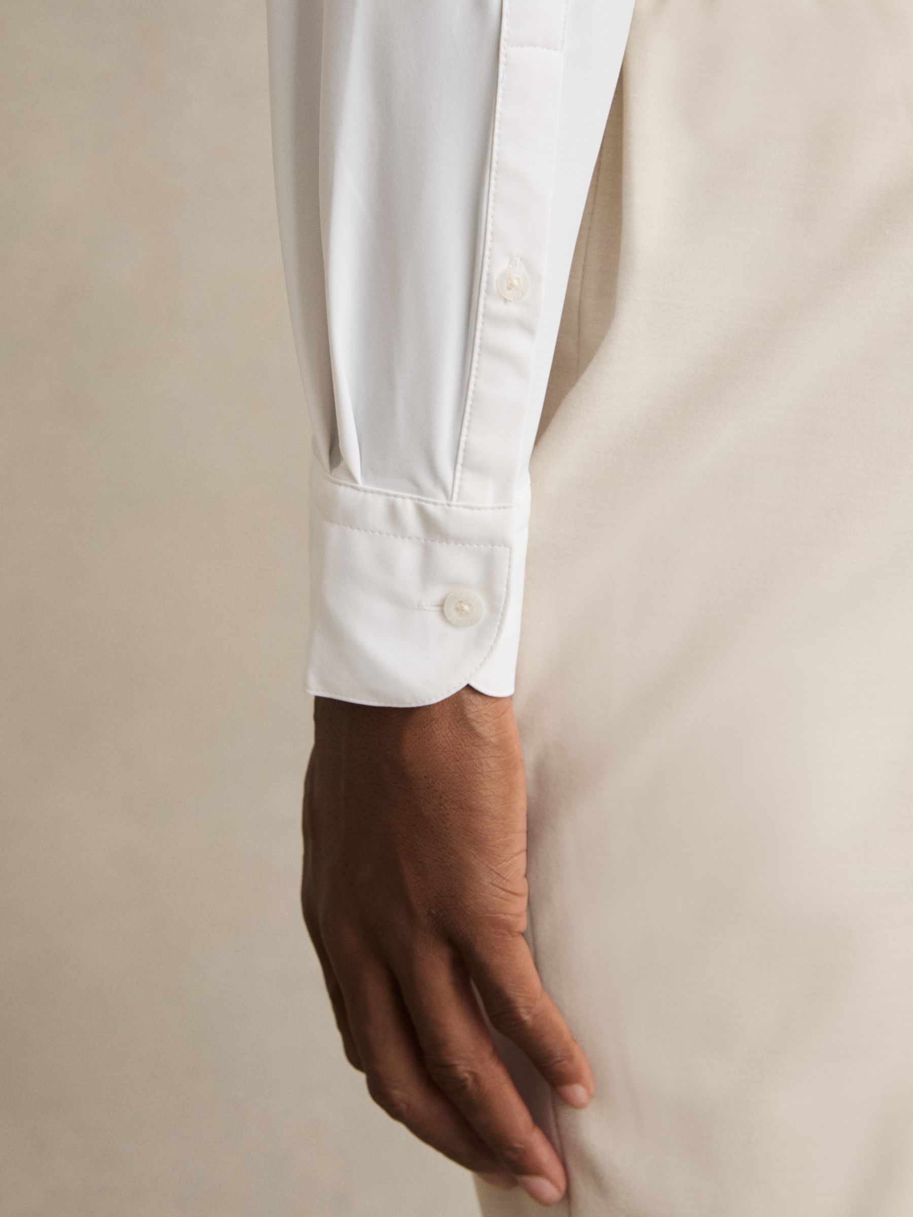 Long-Sleeve Travel Shirt in White