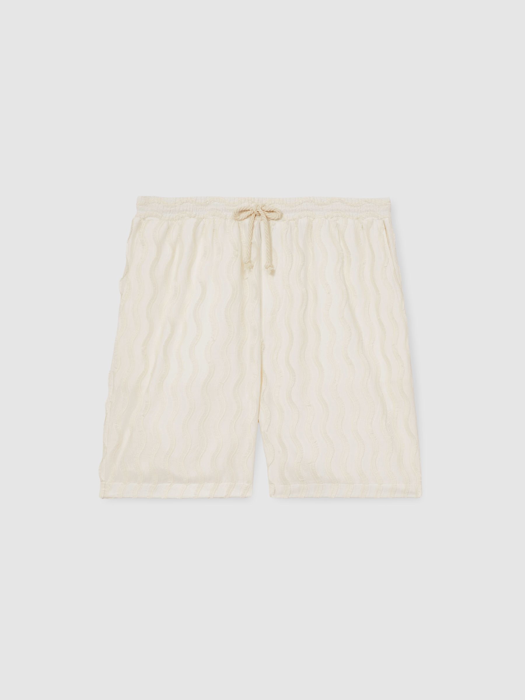 Reiss | Ché Fringed-Wave Shorts in Off White