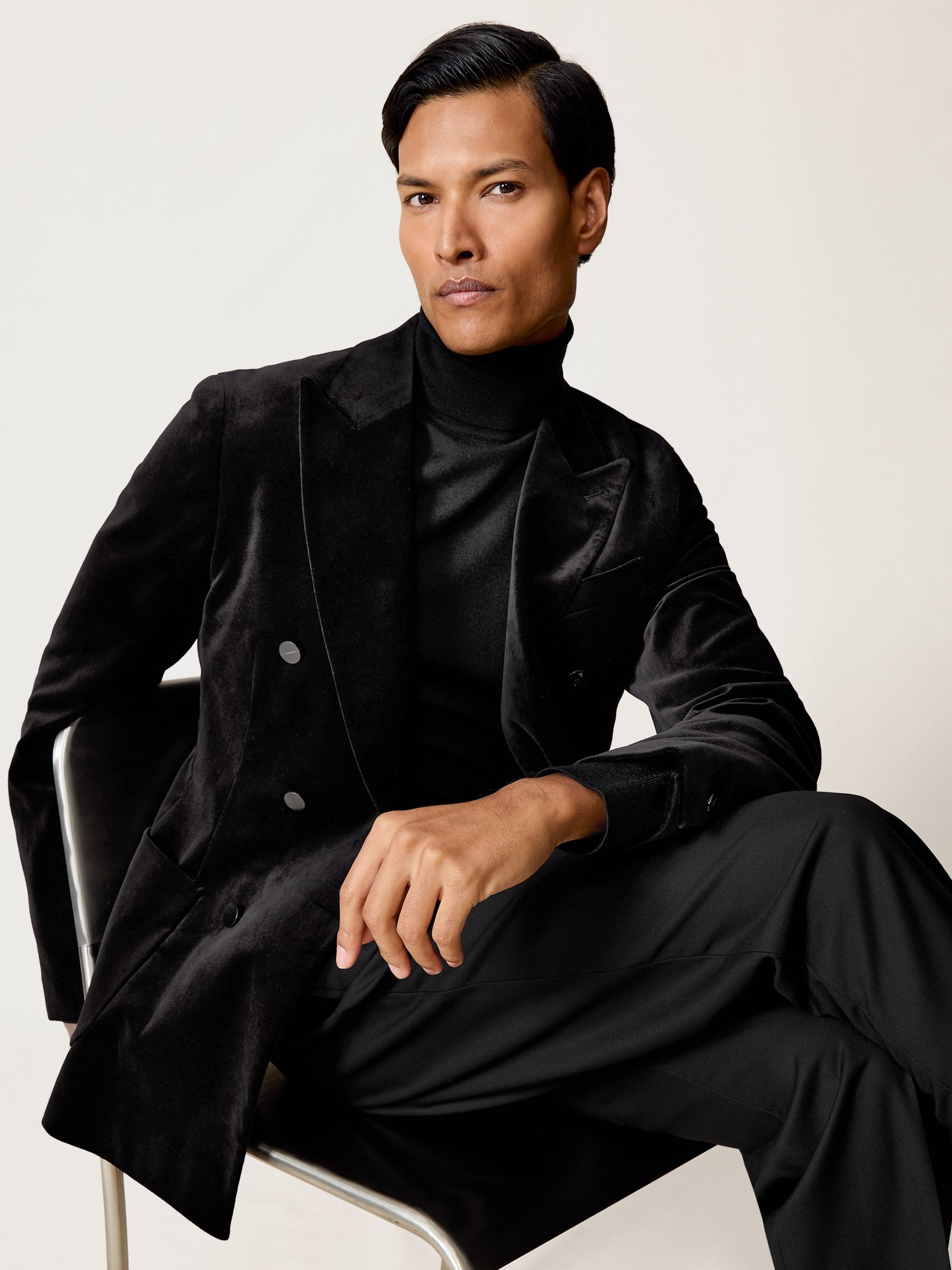 Double-Breasted Velvet Blazer Slim-Fit in Black