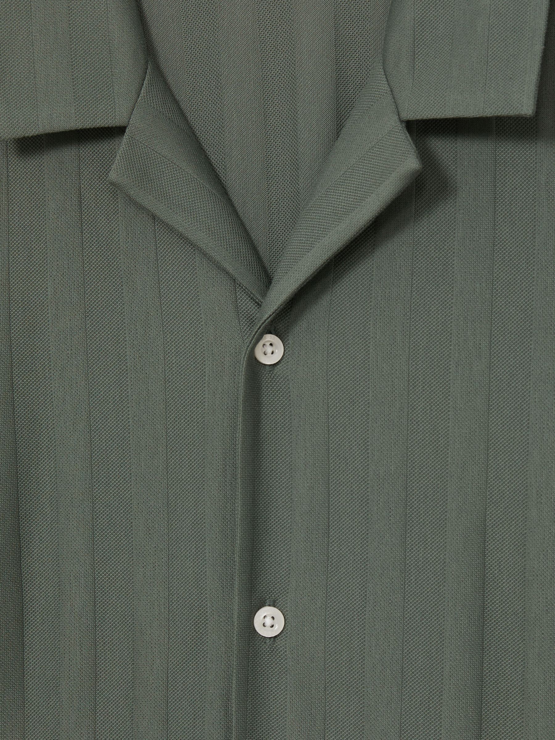 Cotton Textured Cuban-Collar Shirt in Sage
