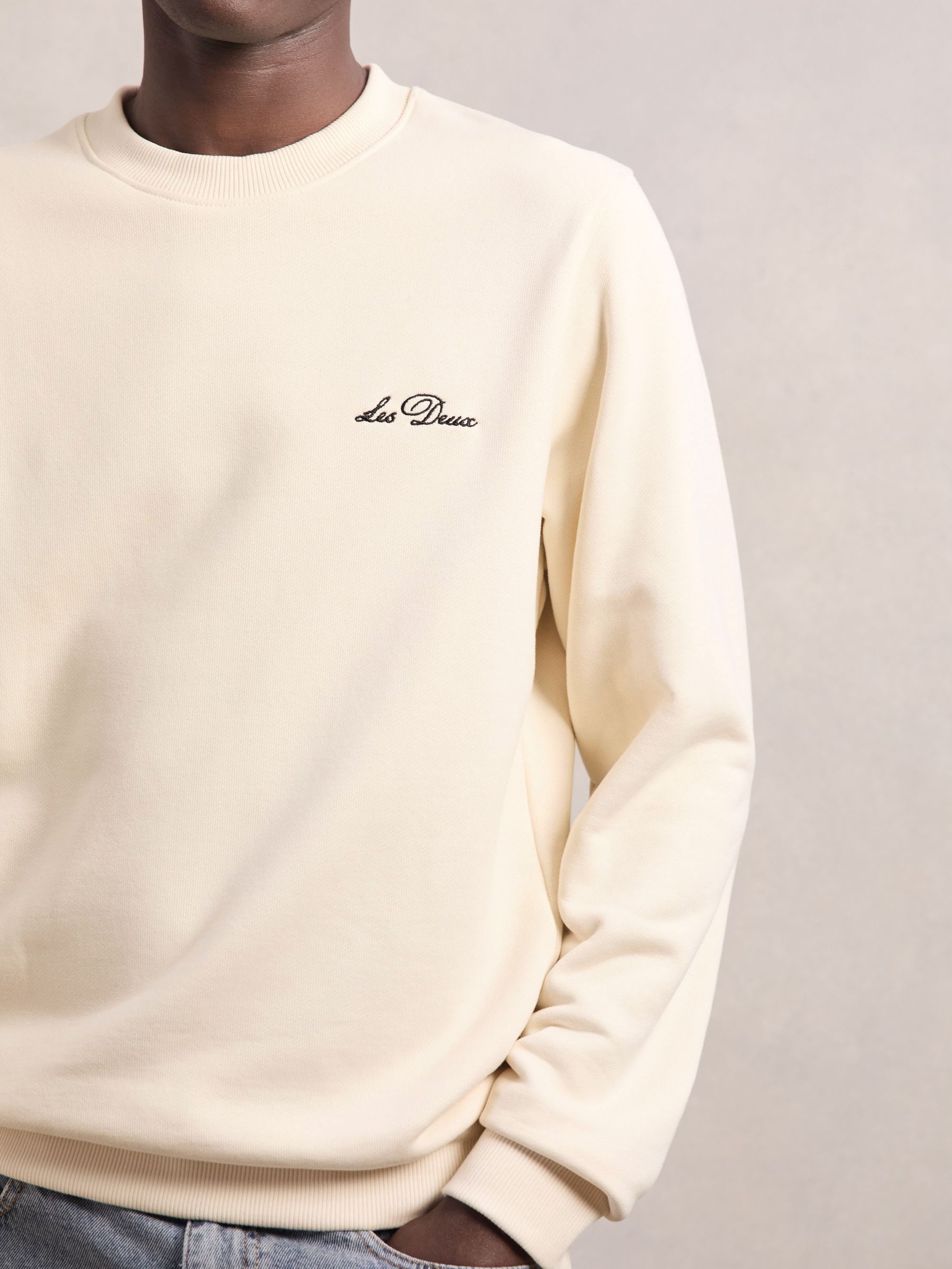 Les Deux Cotton Printed Sweatshirt in Ivory