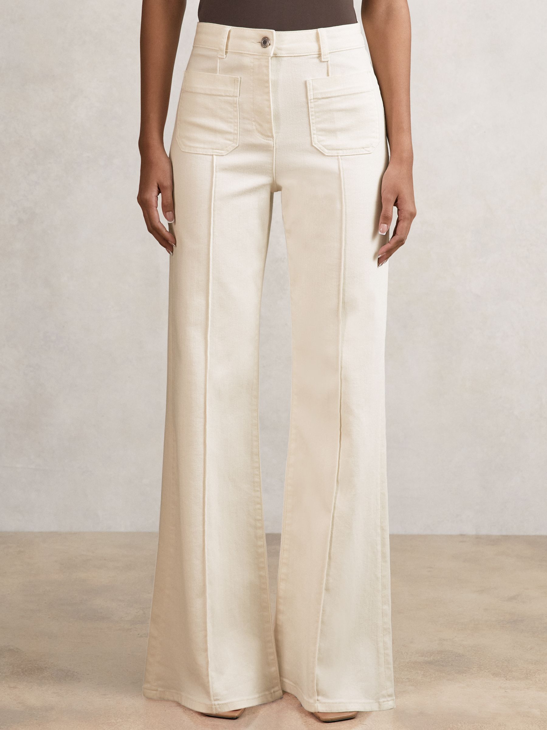 Petite Patch-Pocket Flared Jeans in Ecru