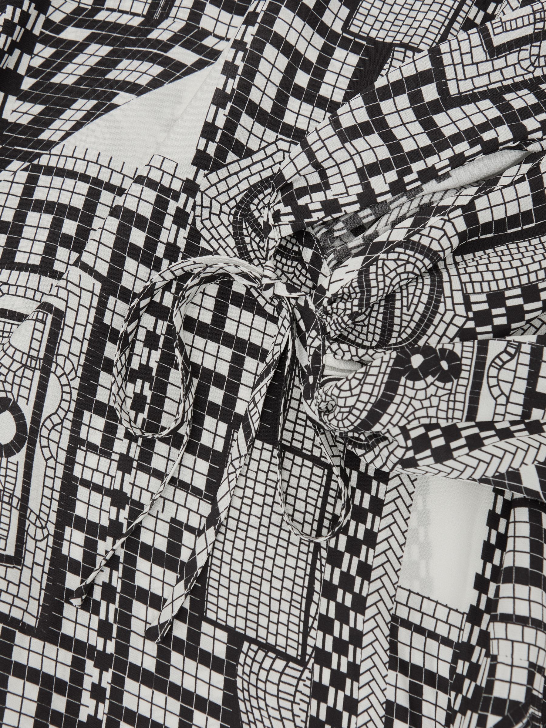 Tile-Print Balloon-Sleeve Blouse in Ivory/Black