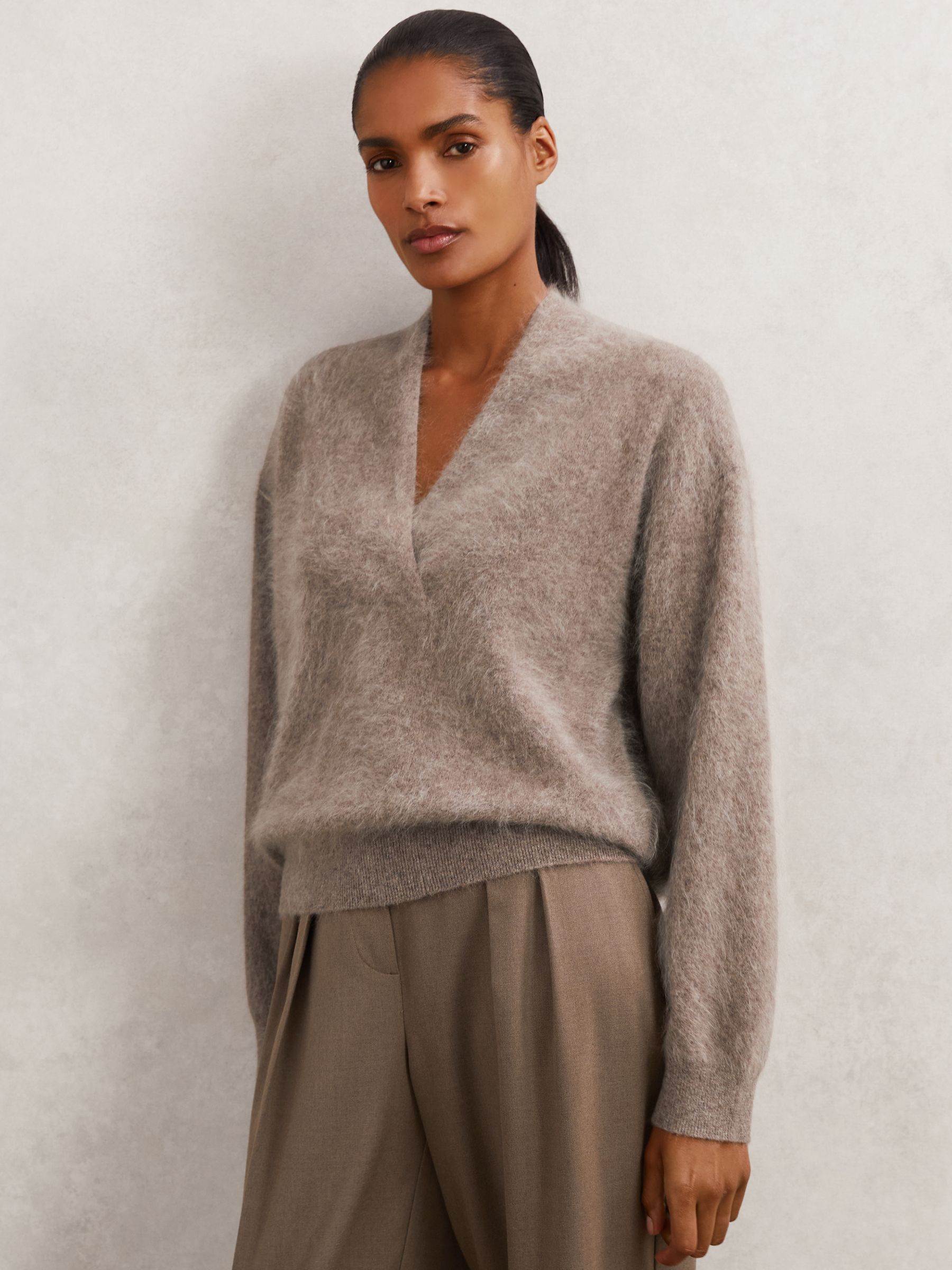 100% Brushed Cashmere Shawl-Neck Jumper in Oatmeal Neutral