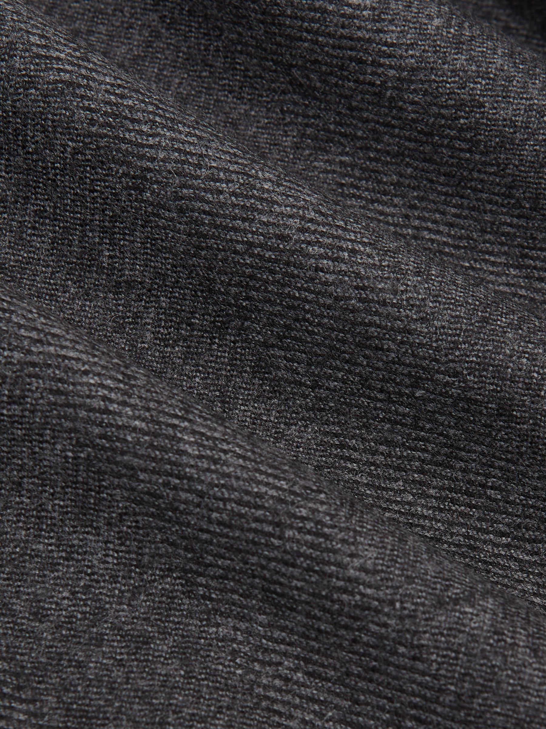 Wool Flannel Single-Breasted Blazer Tailored-Fit in Charcoal Grey