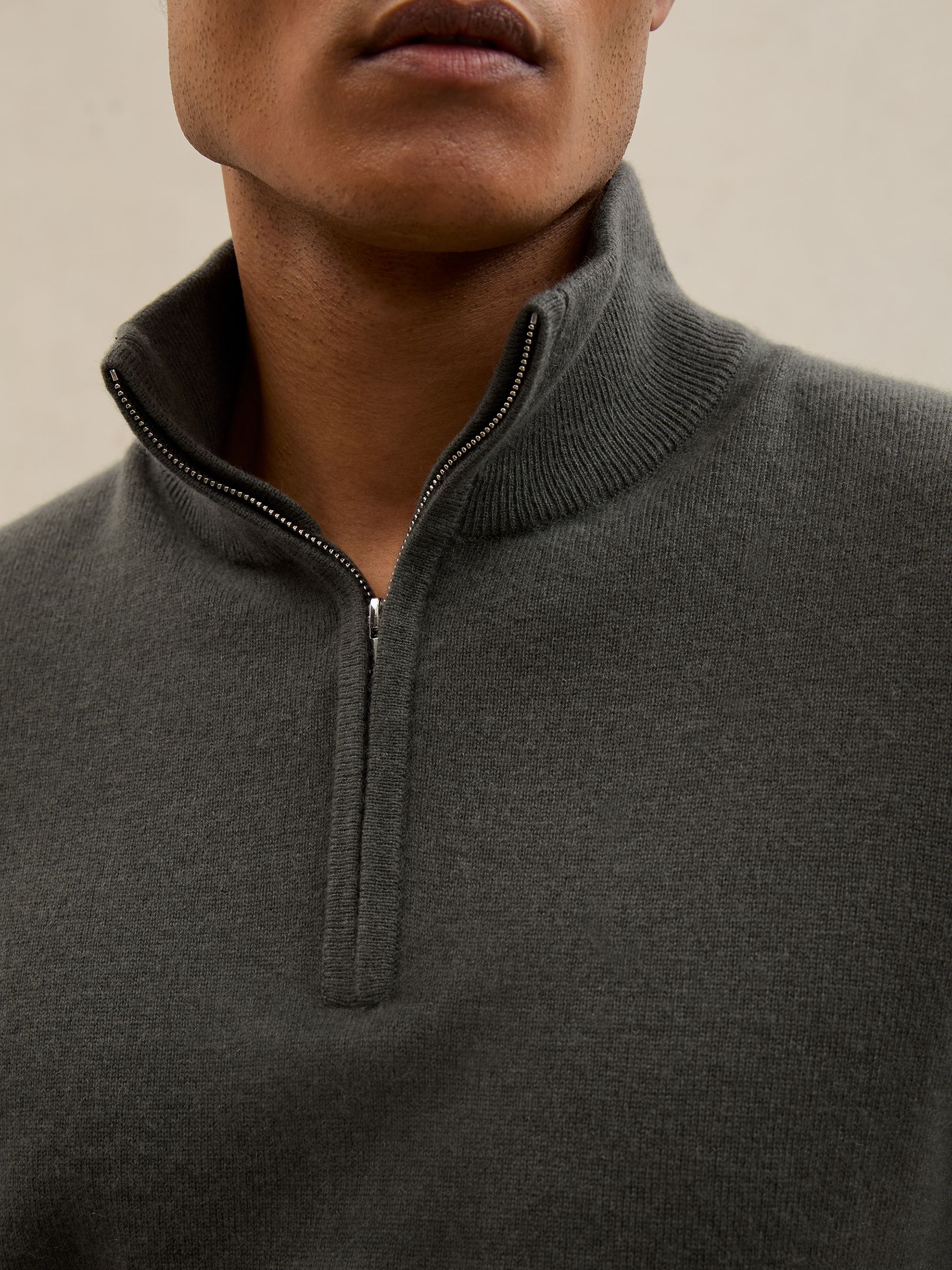 Atelier 100% Cashmere Half-Zip Jumper in Fern Green
