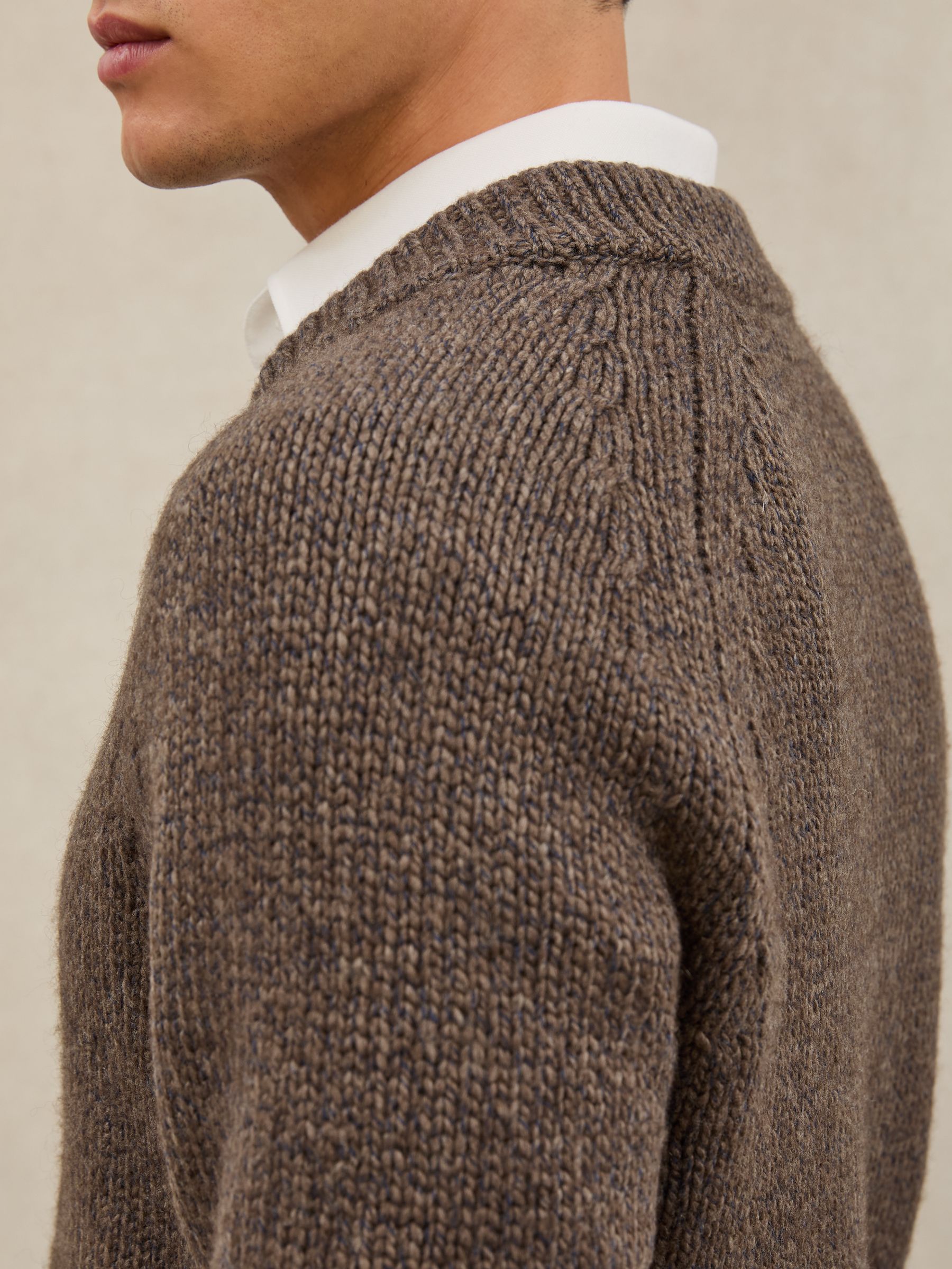 Atelier Wool V-Neck Jumper in Brown Melange