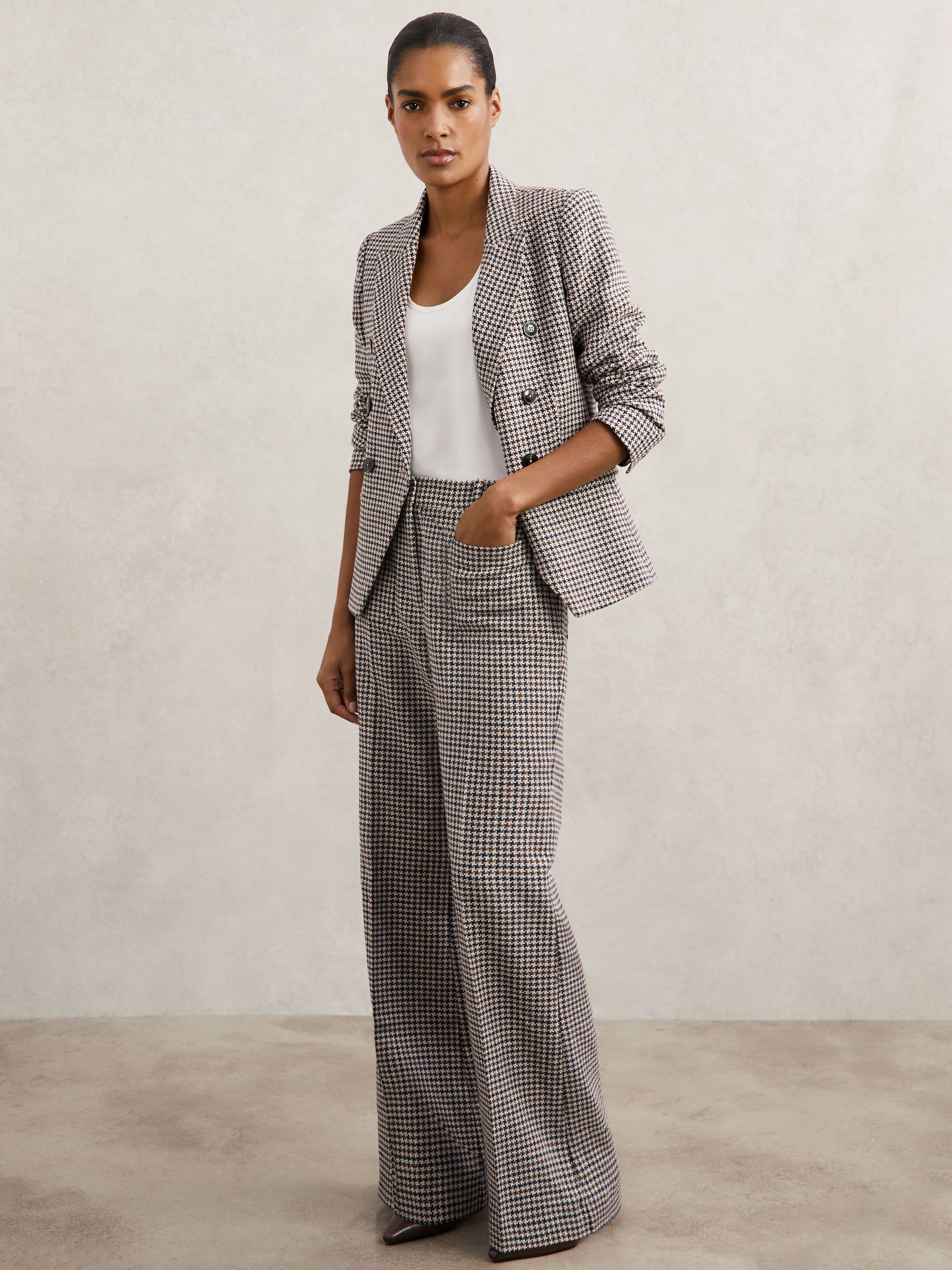 Petite Cotton-Linen Check Flared Trousers in Navy Neutral Check