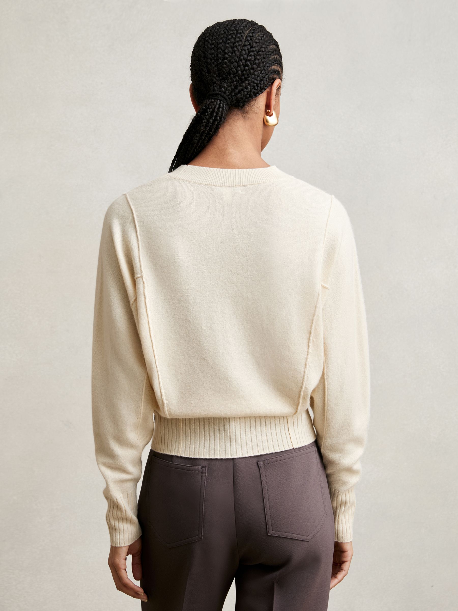 Wool-Blend Reverse-Seam Batwing Jumper With Cashmere in Cream
