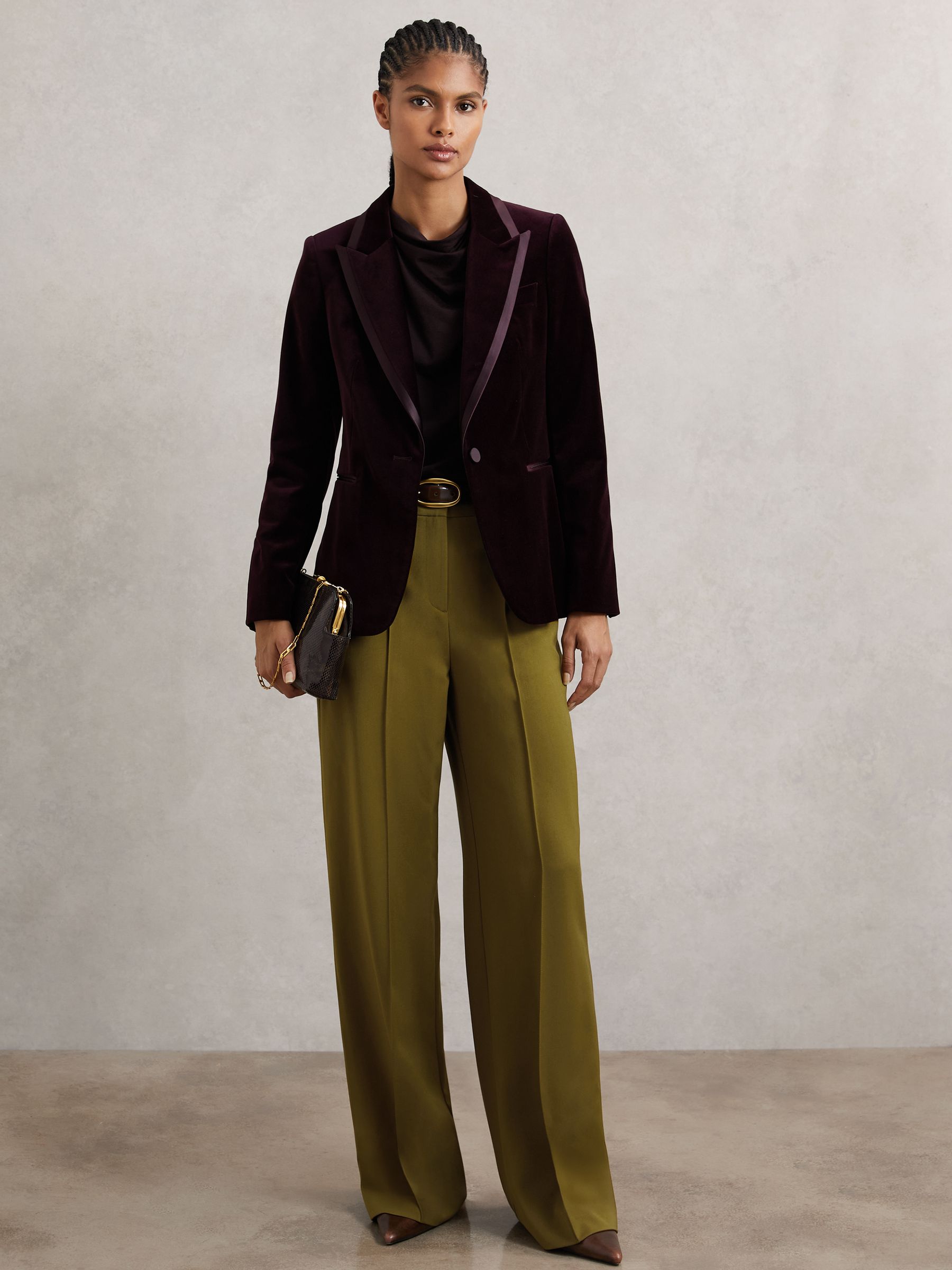 Wide-Leg Pintuck Trousers in Burgundy