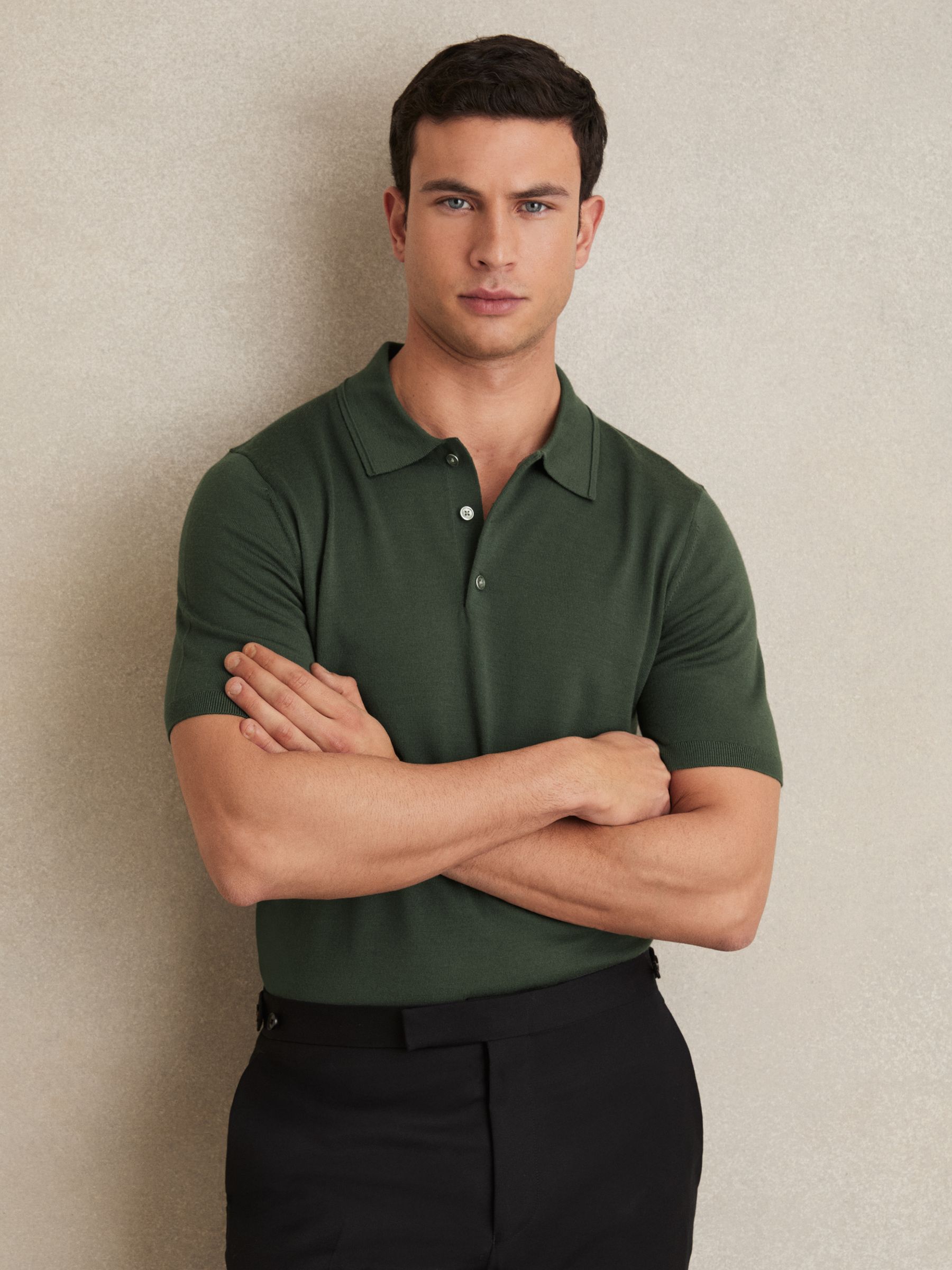 Merino Wool Short-Sleeve Polo Shirt in Midnight Navy