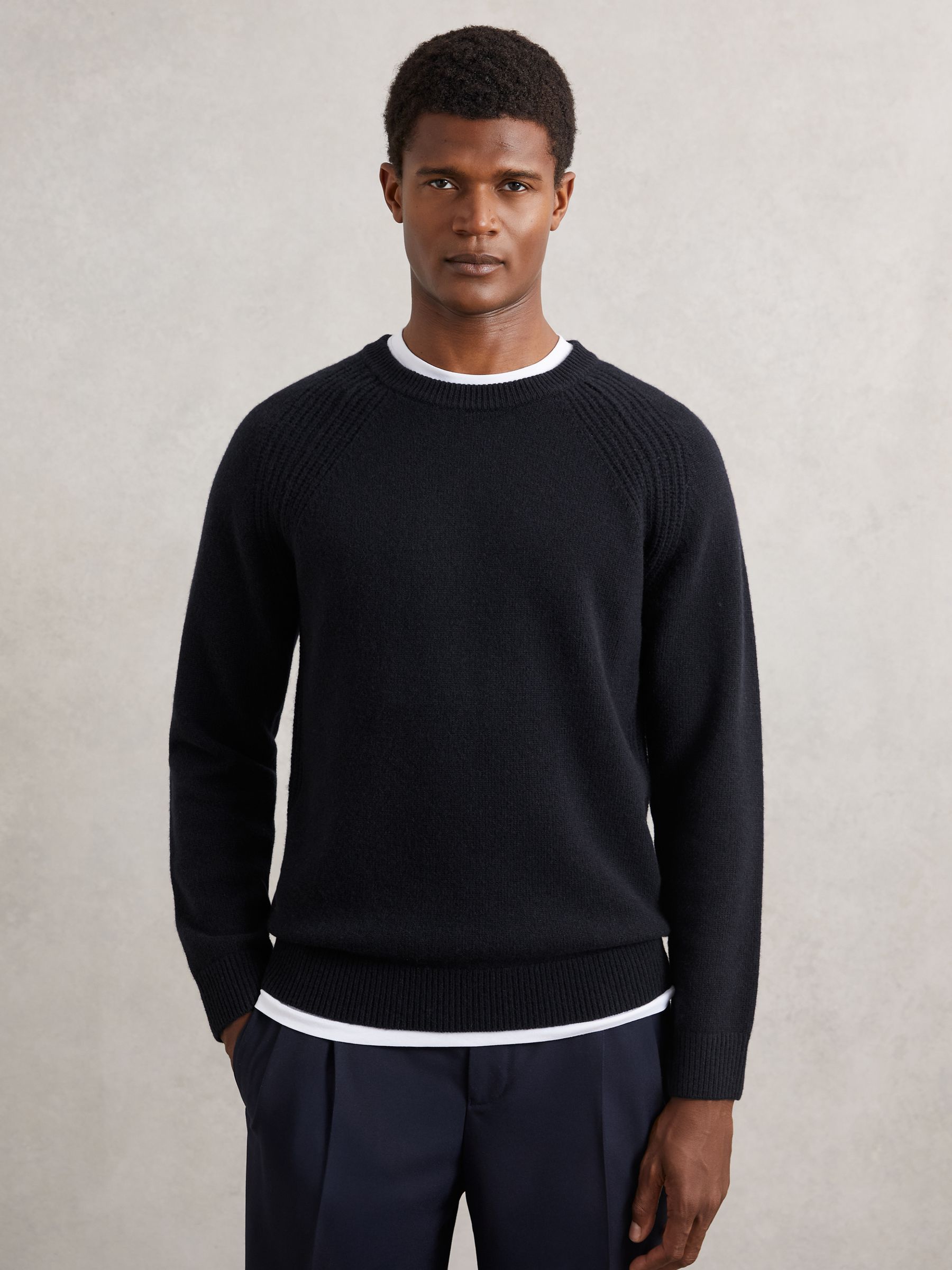 Wool Cashmere Reverse-Seam Jumper in Navy