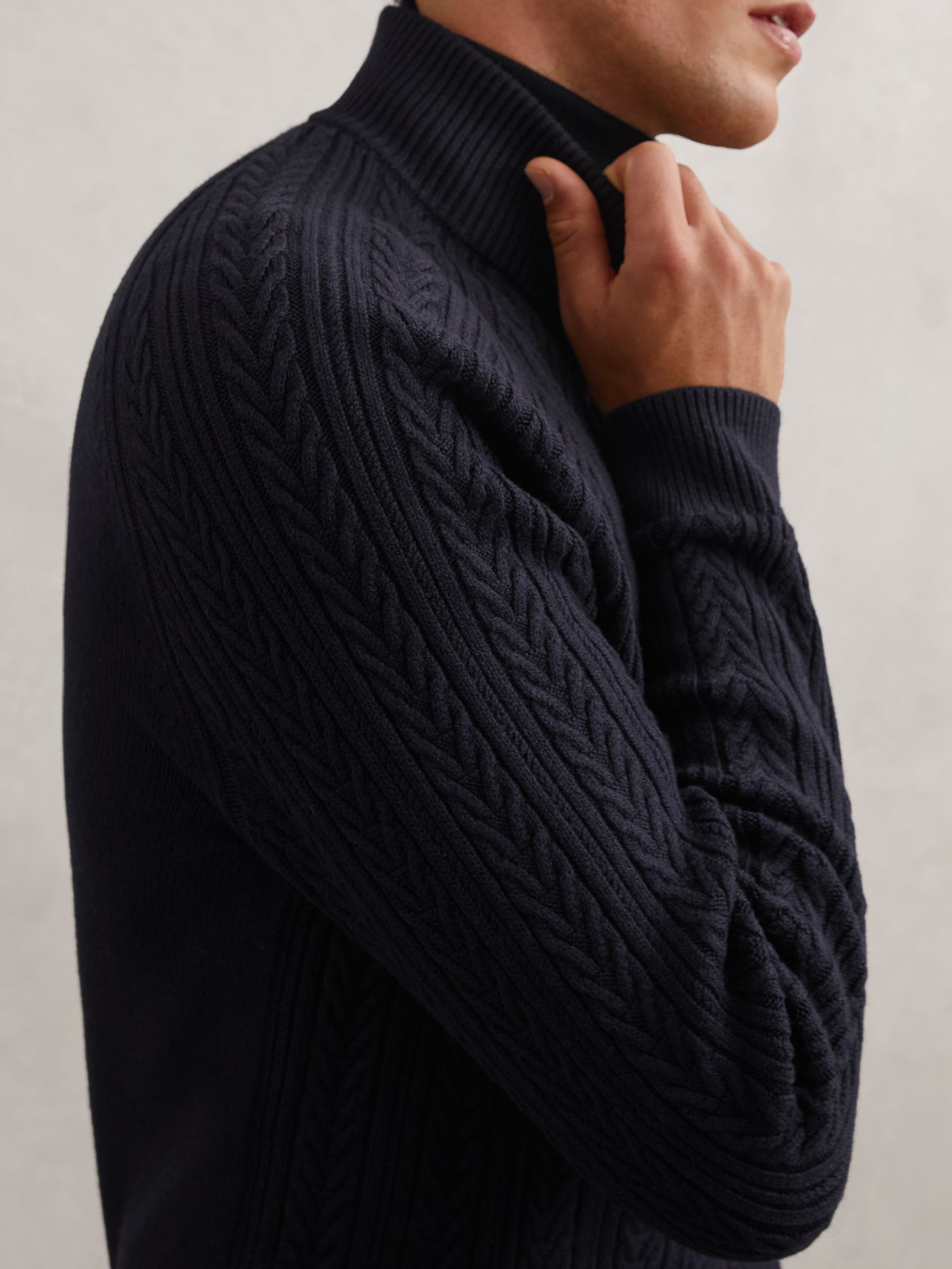 Cable-Knit Half-Zip Jumper with Wool in Navy