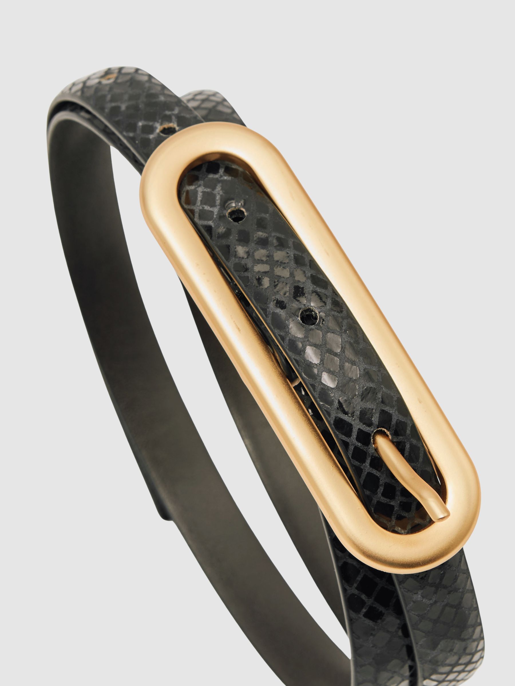 Thin Leather Elongated Buckle Belt in Black Snakeskin