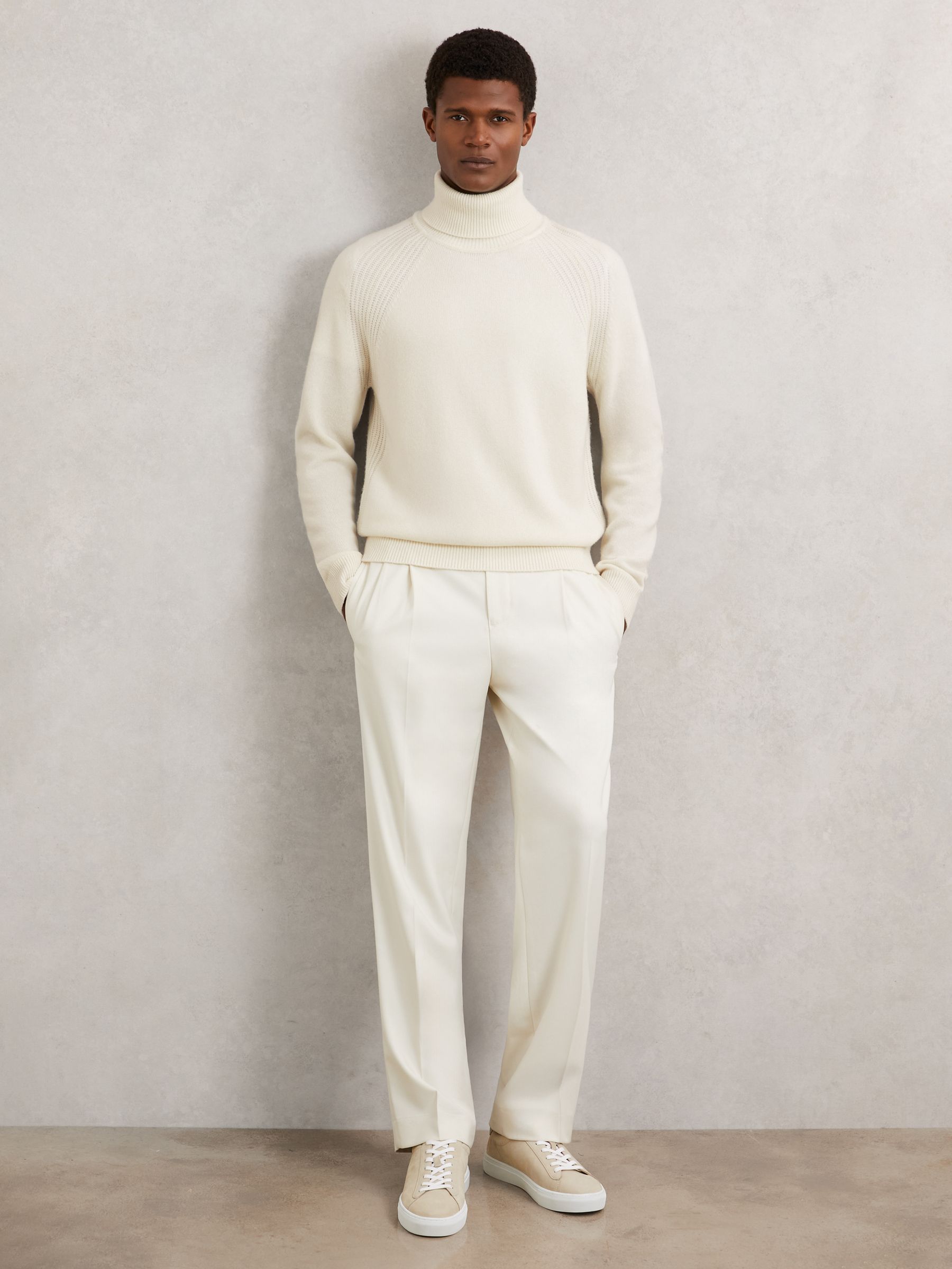Wool-Cashmere Roll-Neck Jumper in Off White