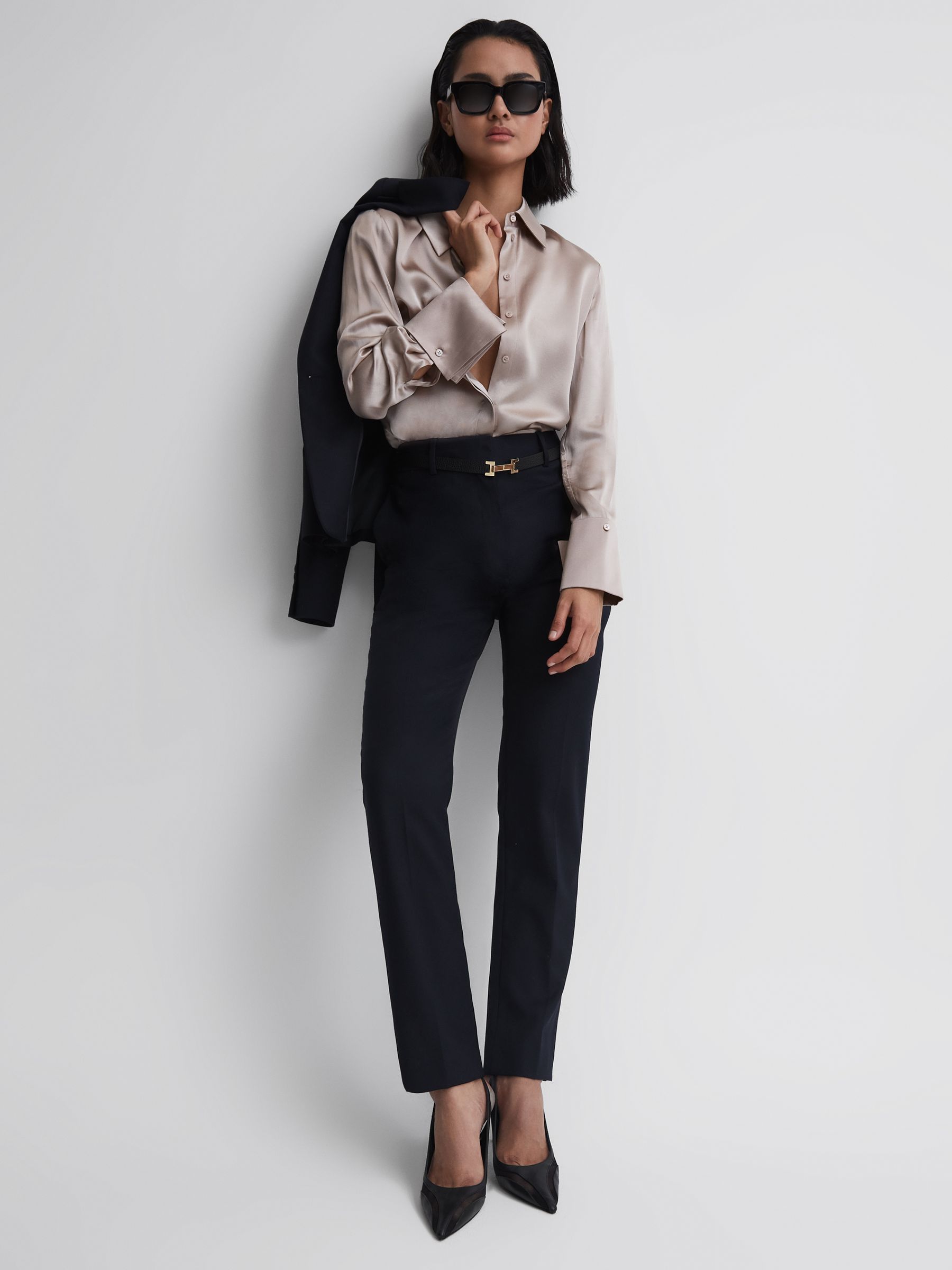 Wool Blend Tapered Suit Trousers in Navy