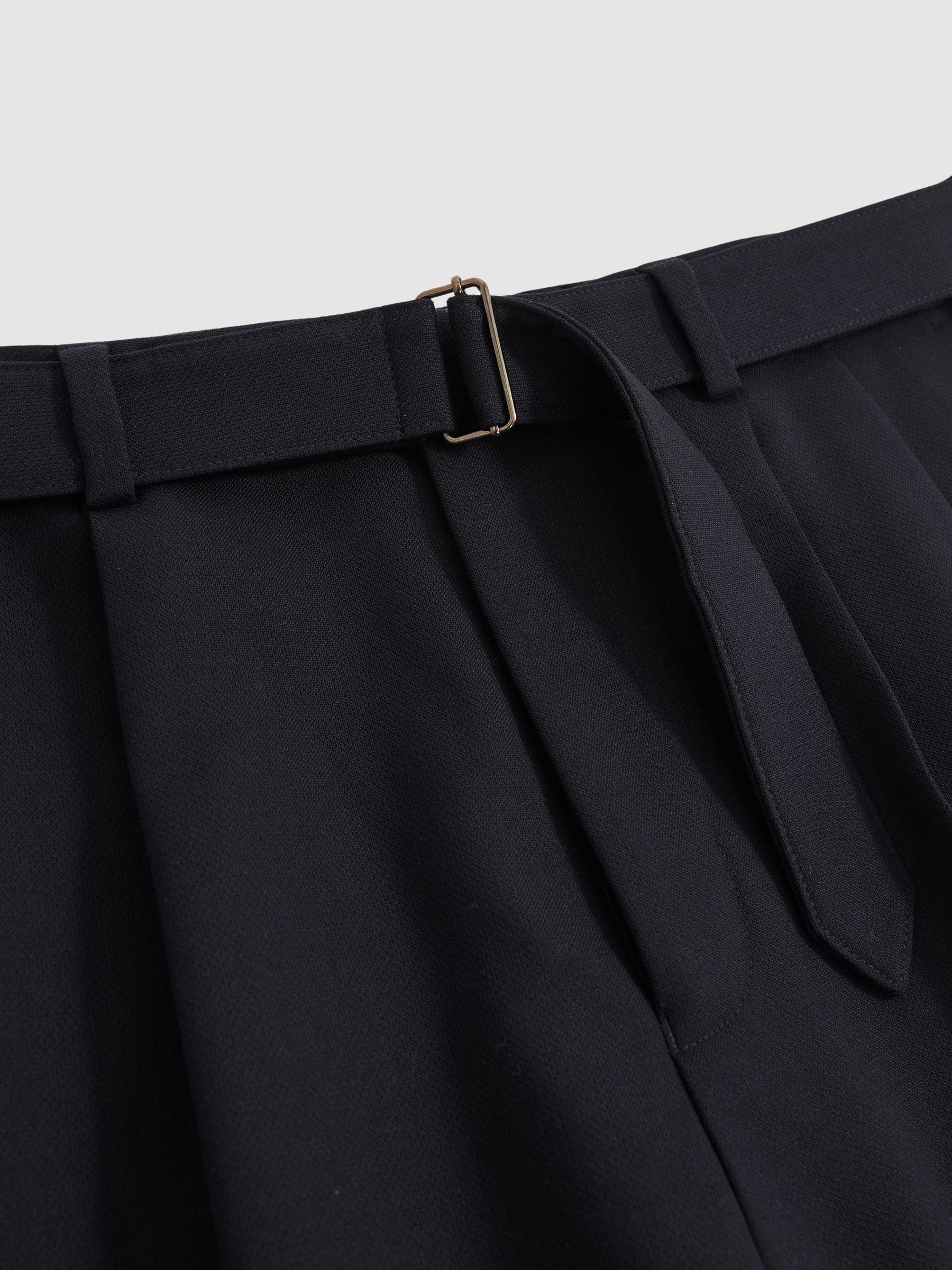 Wool-Blend Tailored-Fit Belted Trousers in Navy