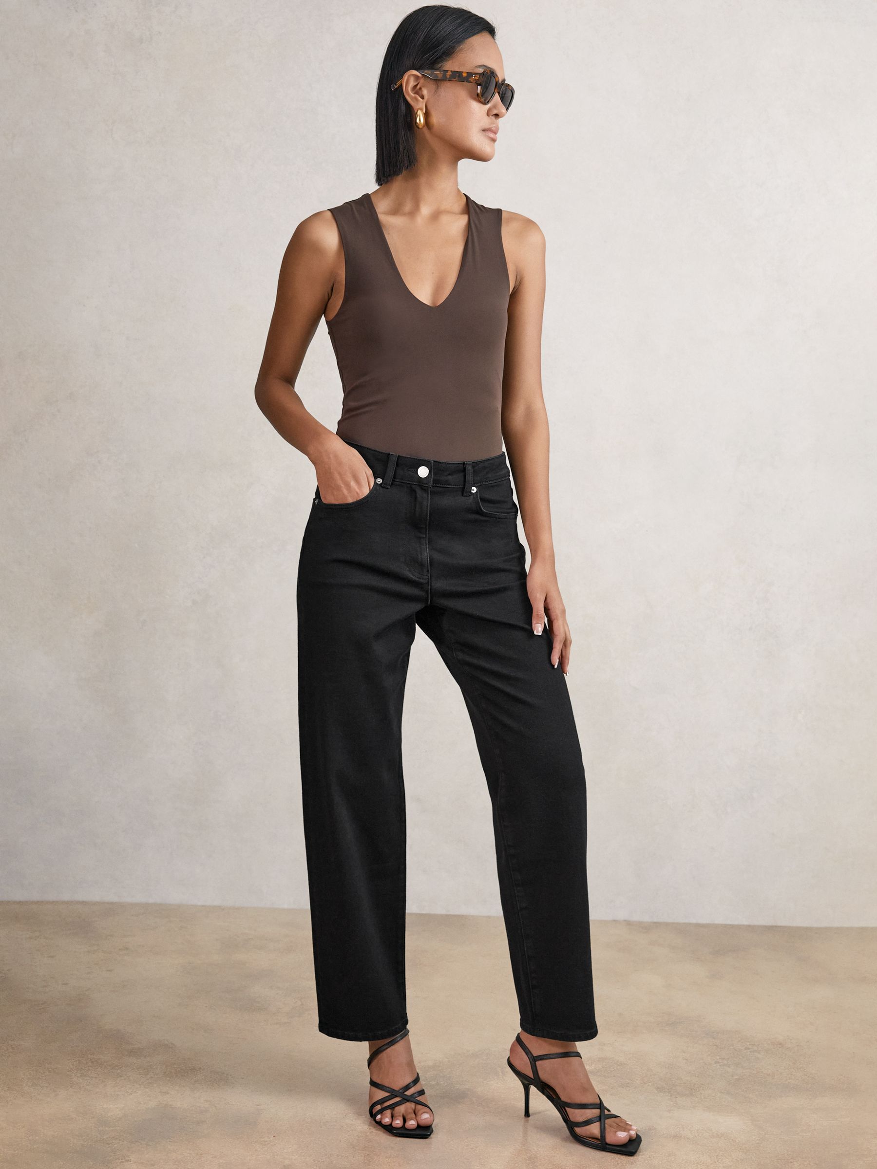 Petite Mid Rise Straight Leg Jeans in Black