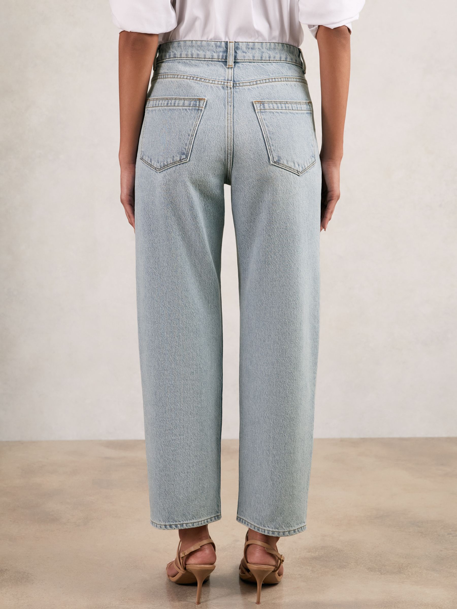Mid-Rise Straight-Leg Jeans in Pale Blue