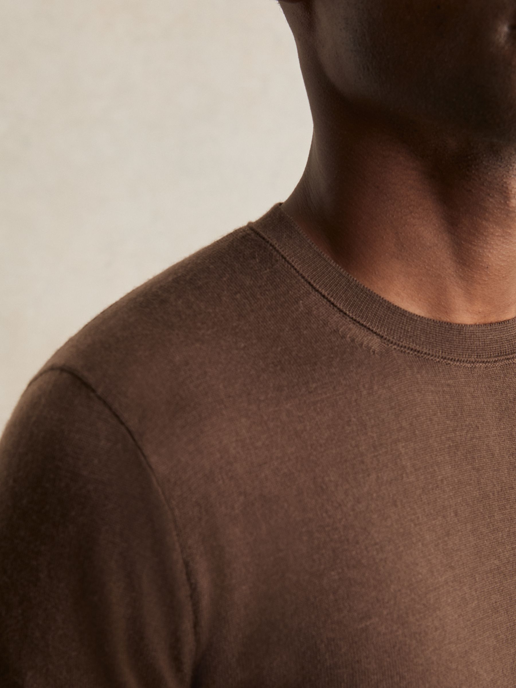 Merino-Wool Crew-Neck Jumper in Chocolate Brown