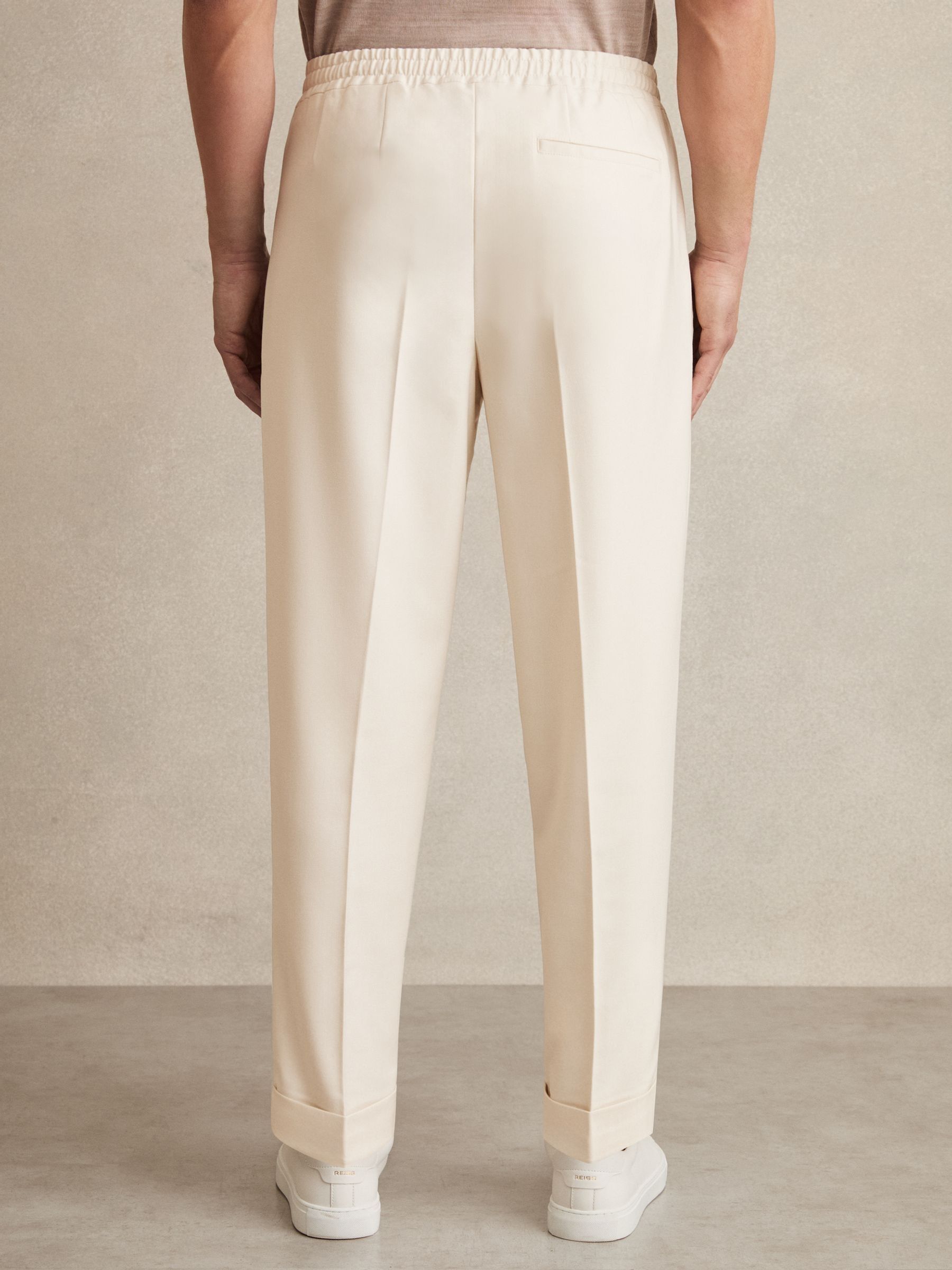 Relaxed Drawstring Trousers with Turn-Ups in Ecru