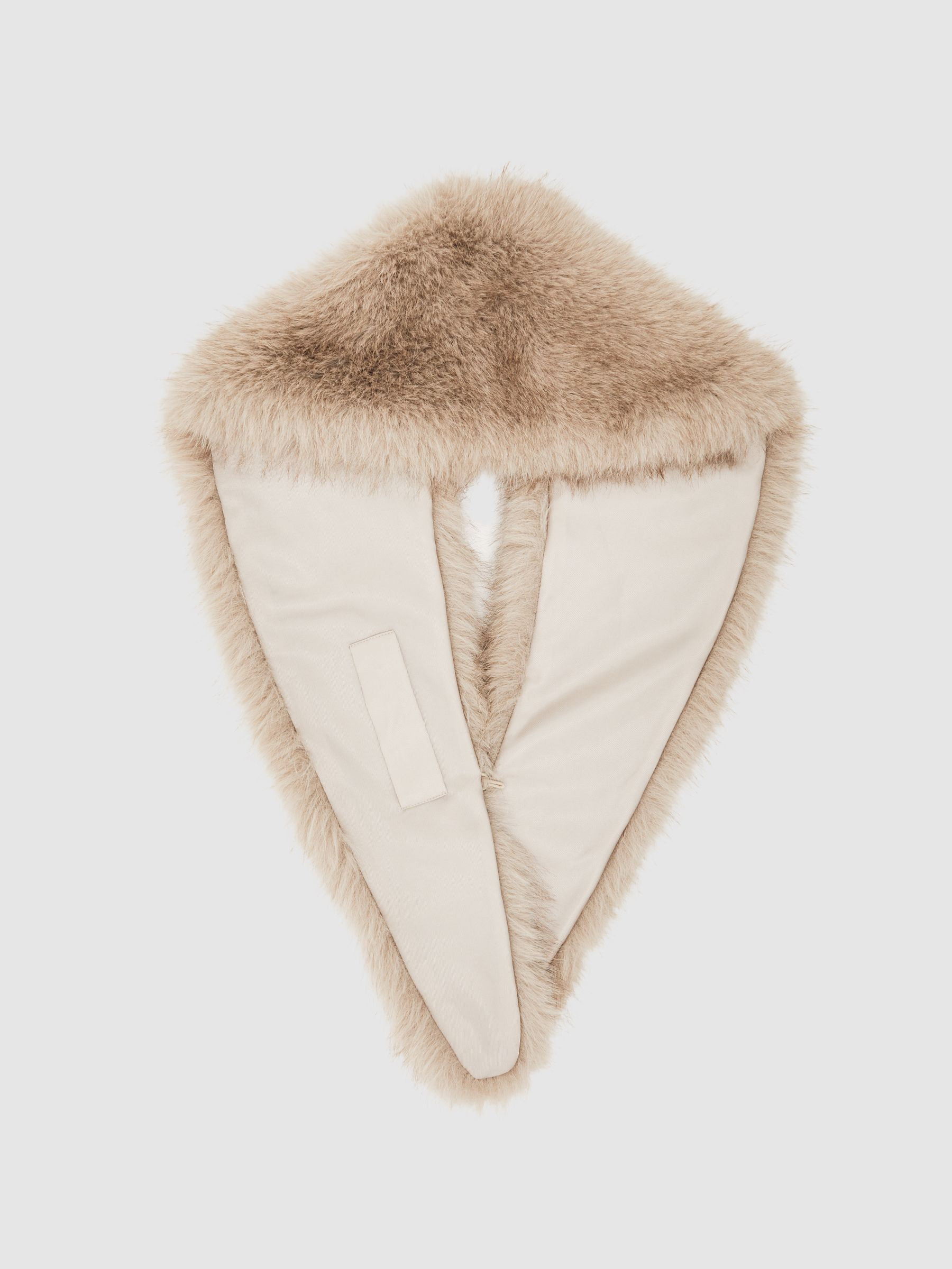 Faux-Fur Collar in Neutral