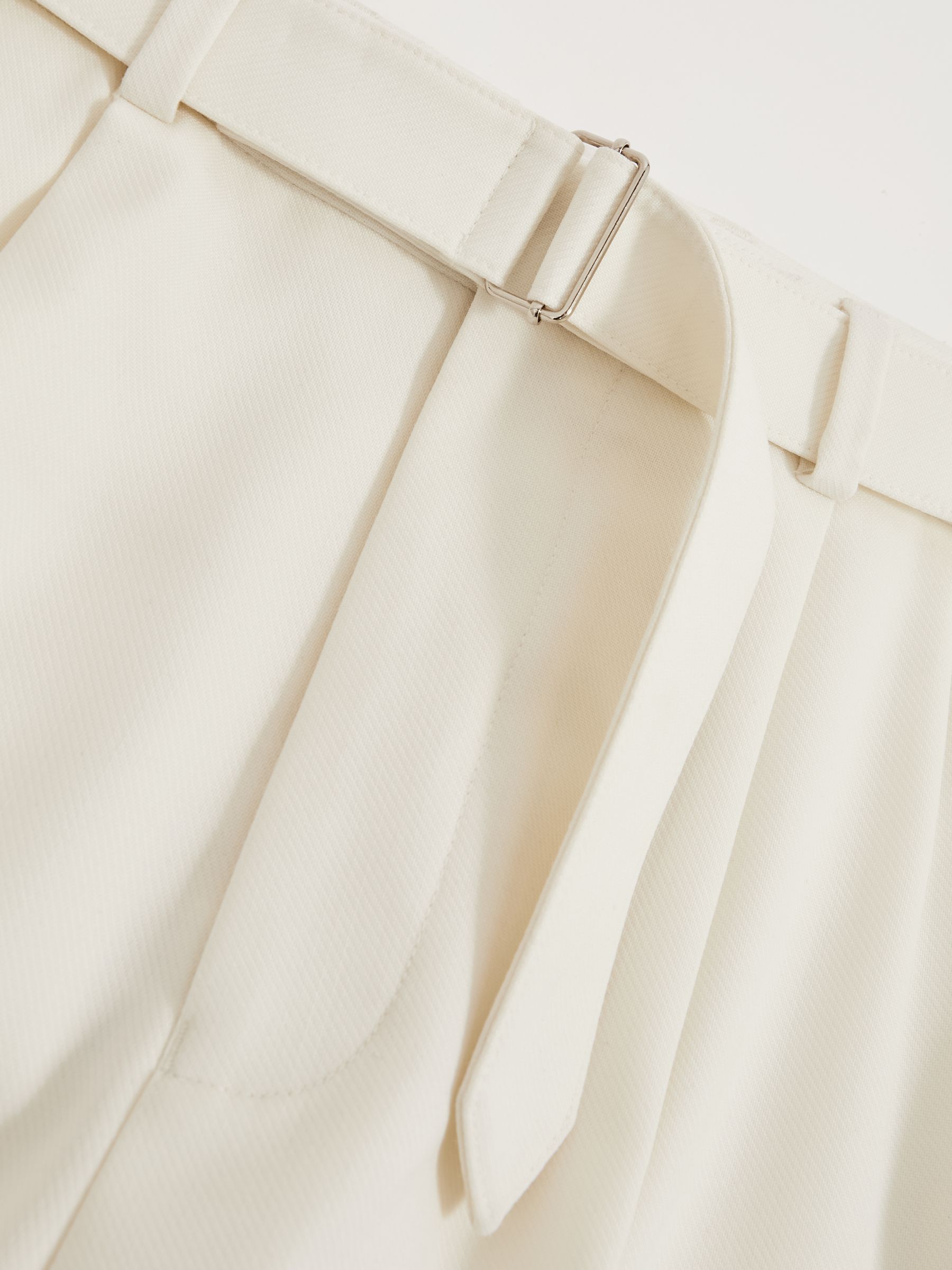Wool-Blend Tailored-Fit Belted Trousers in White