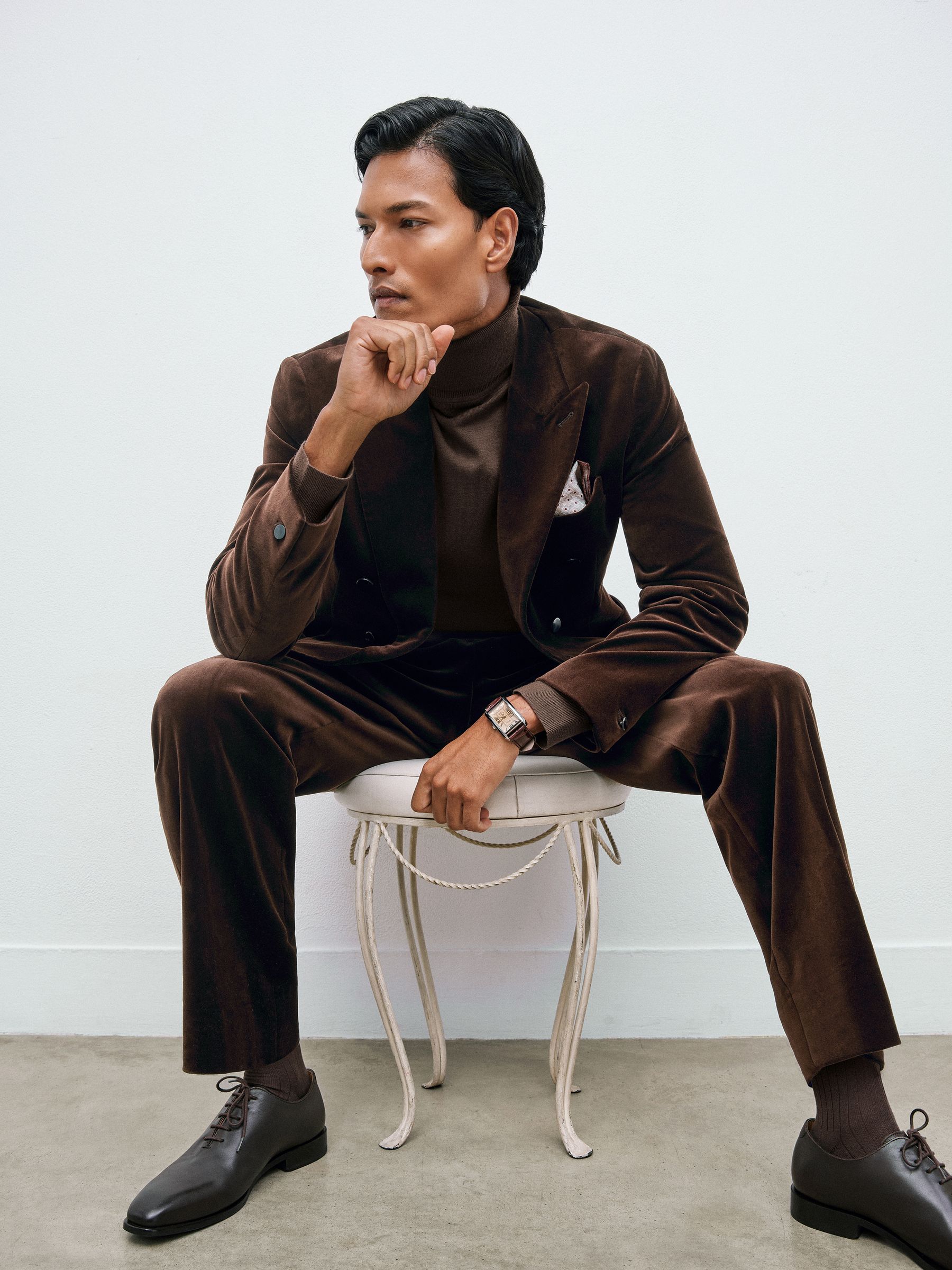 Double-Breasted Velvet Blazer Slim-Fit in Chocolate Brown