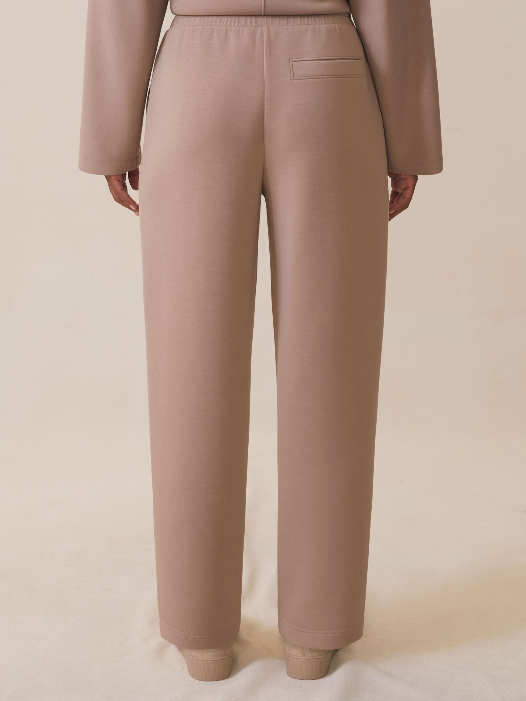 Modal-Blend Interlock Tapered Joggers in Taupe Neutral