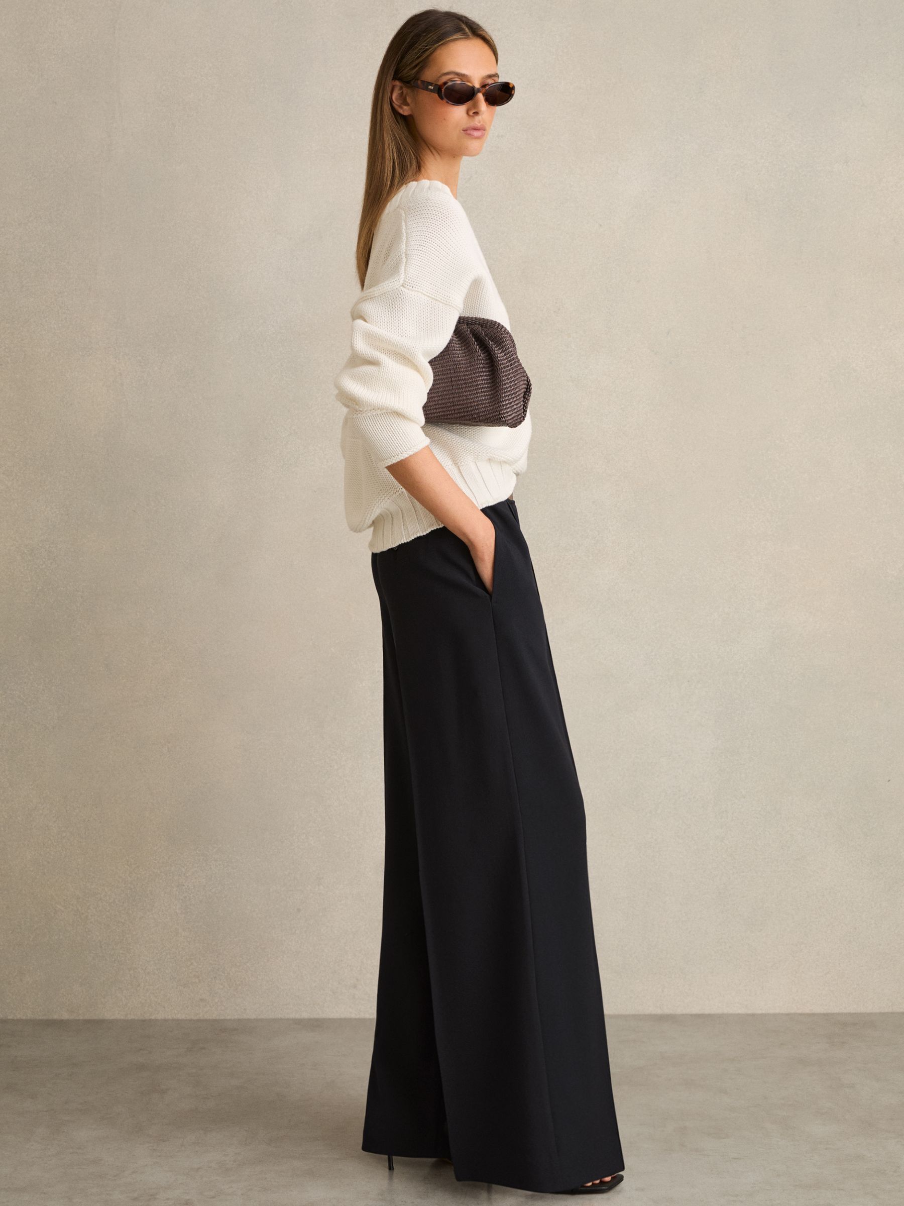 Petite Wide-Leg Elasticated-Waist Trousers in Black
