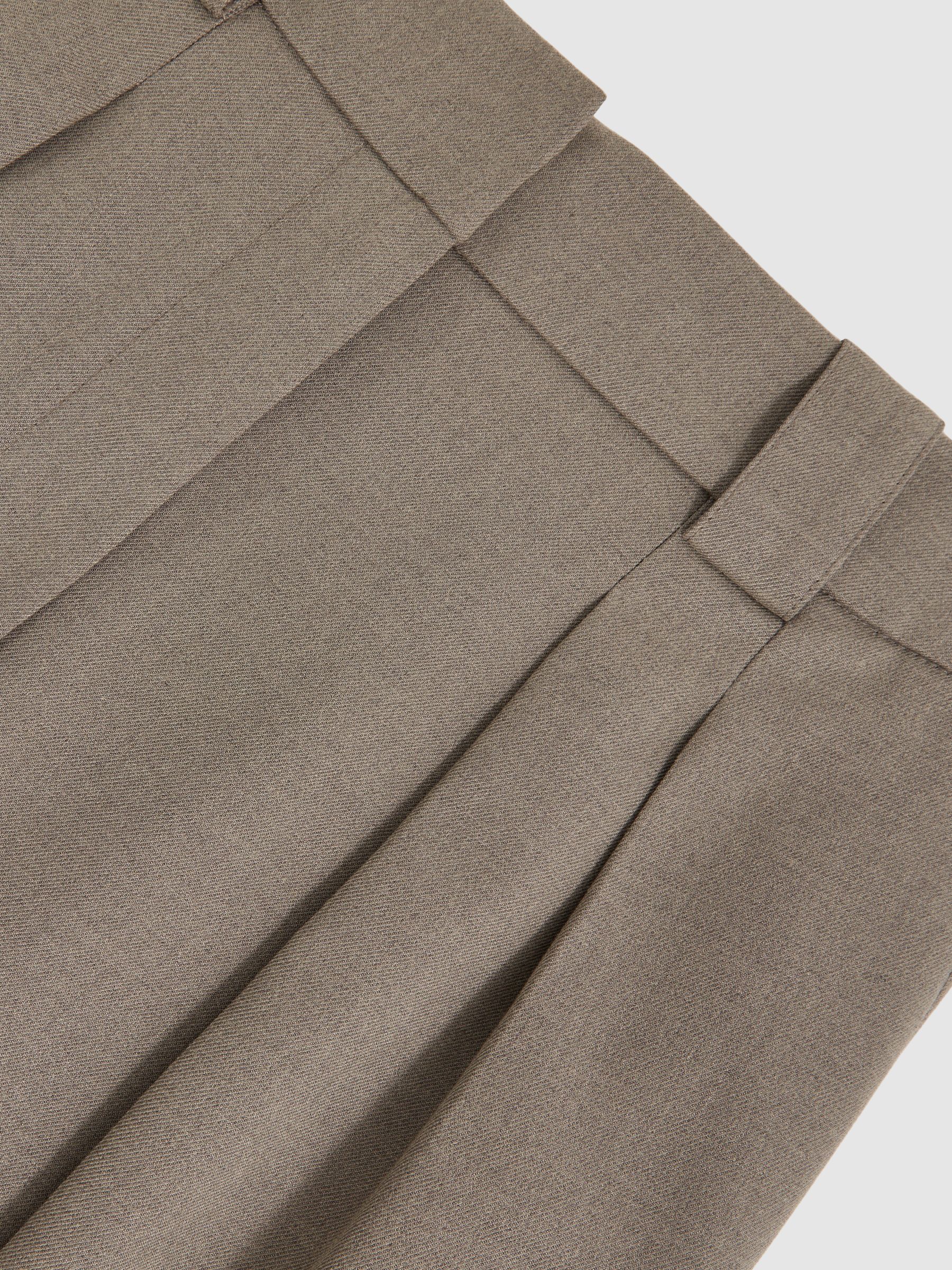 Petite Wide-Leg Pleated Trousers in Neutral