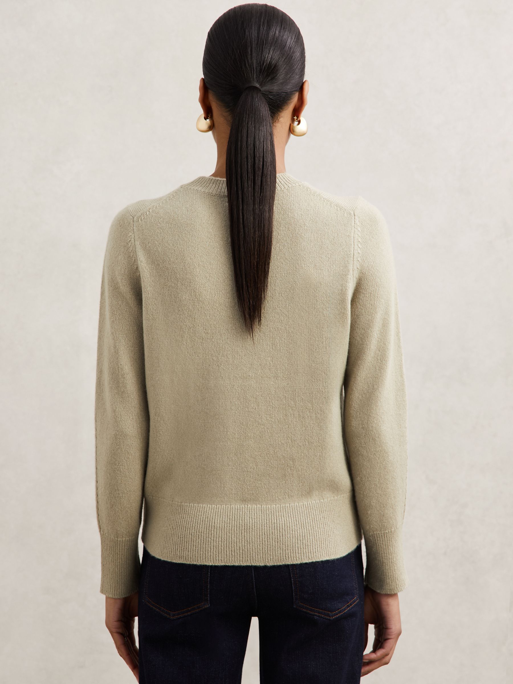 100% Cashmere Crew-Neck Jumper in Sage Green