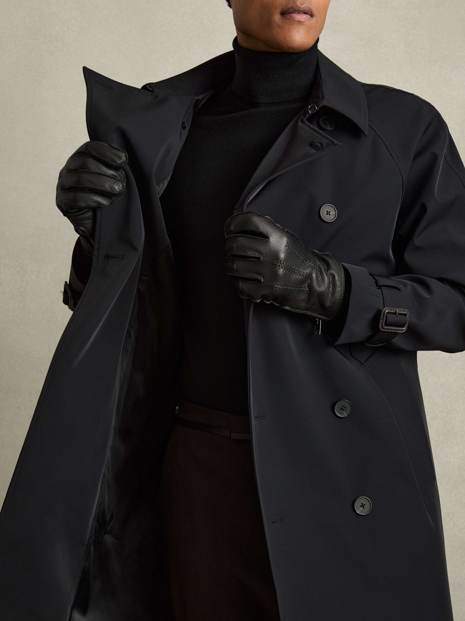 Leather Zip-Side Gloves in Black