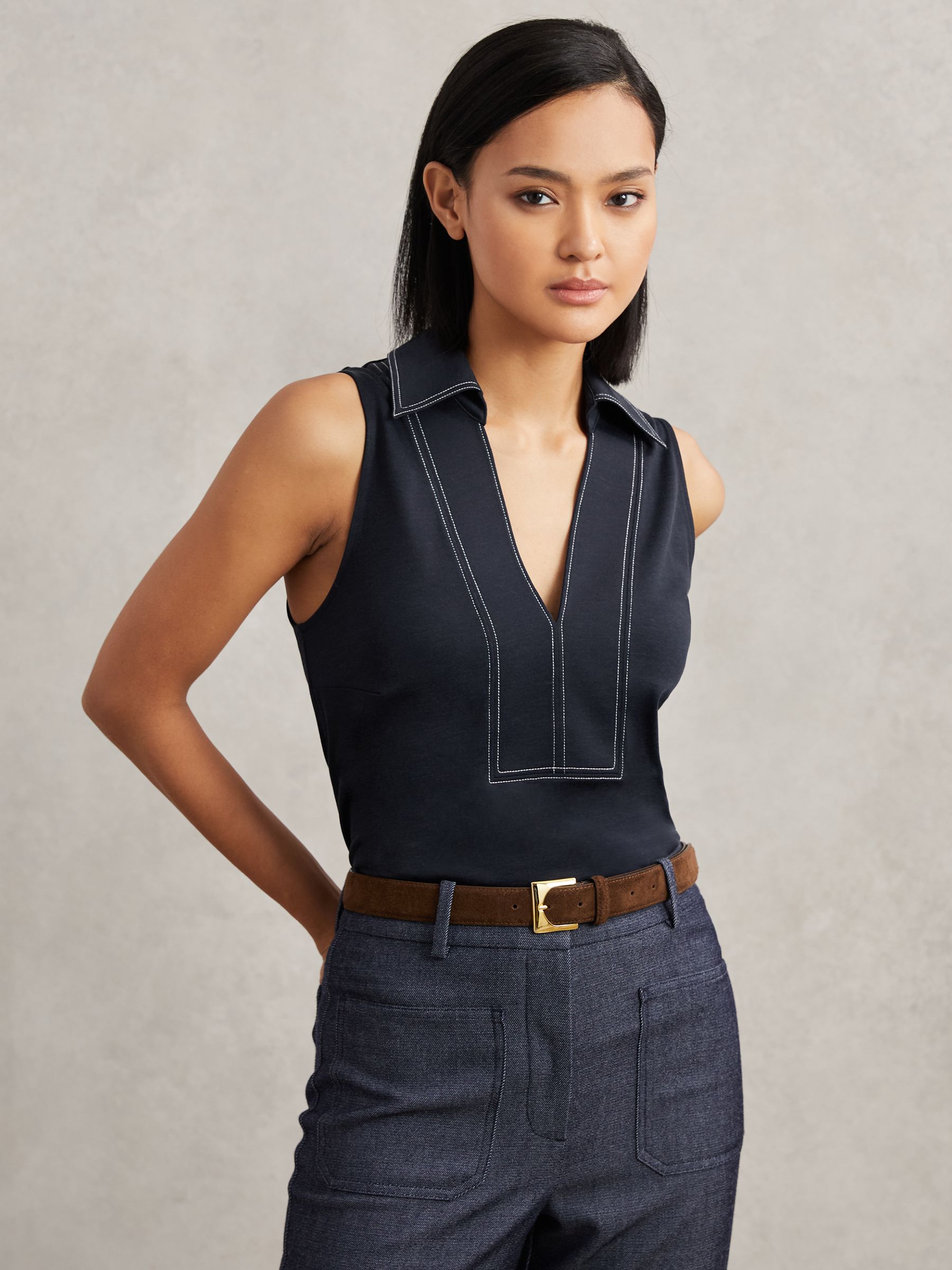 Cotton-Blend Collared Sleeveless Top in Navy/Ivory