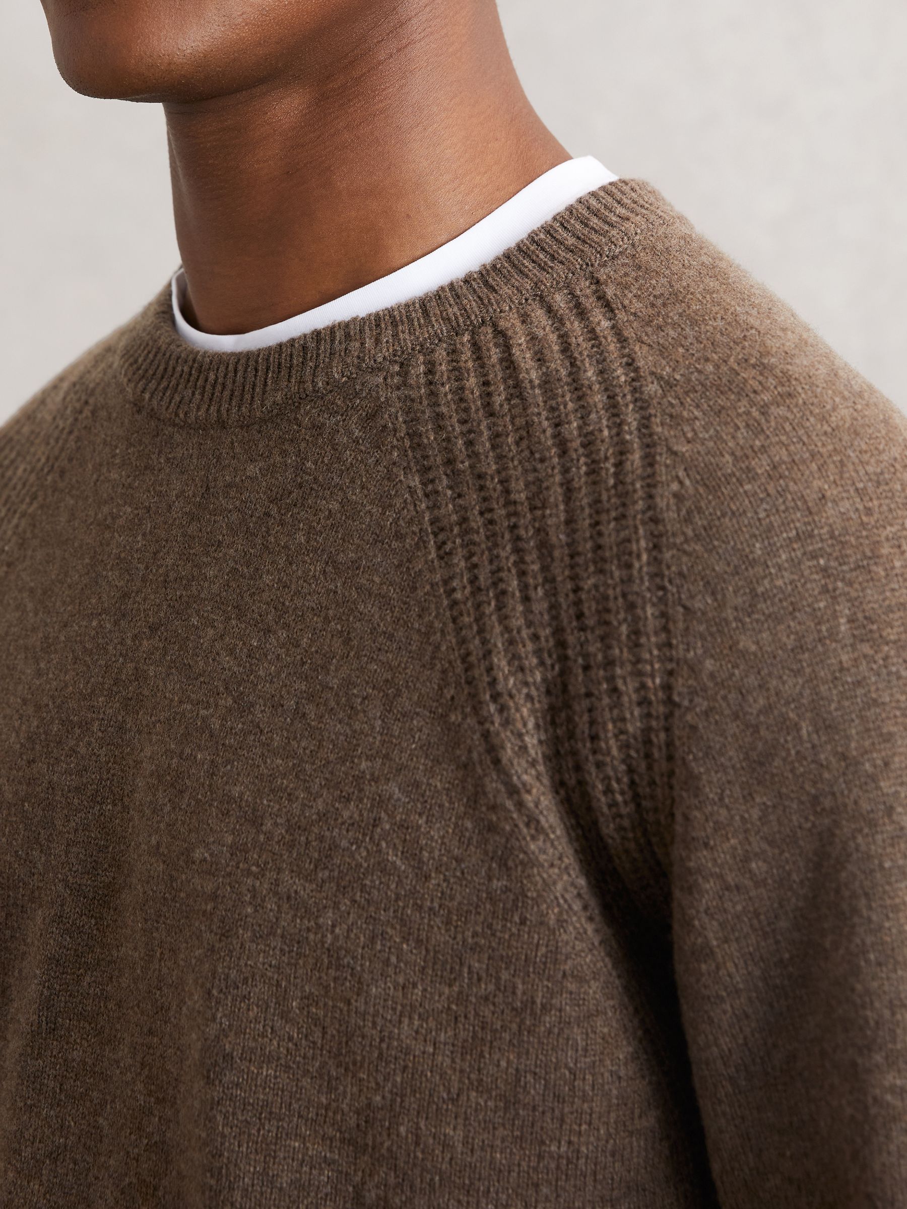 Wool-Cashmere Reverse-Seam Jumper in Pecan Brown