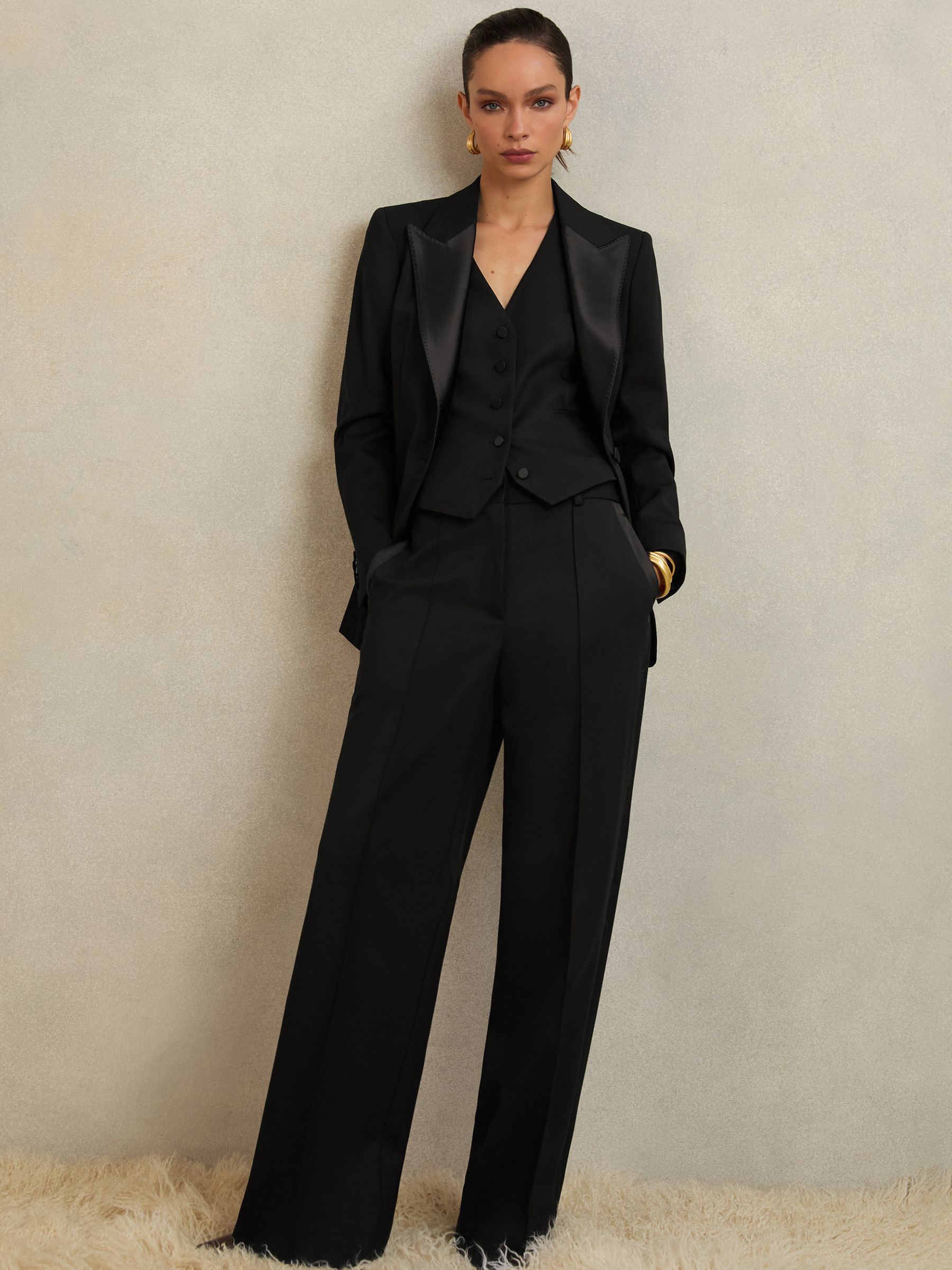 Atelier Single-Breasted Tuxedo Blazer in Black