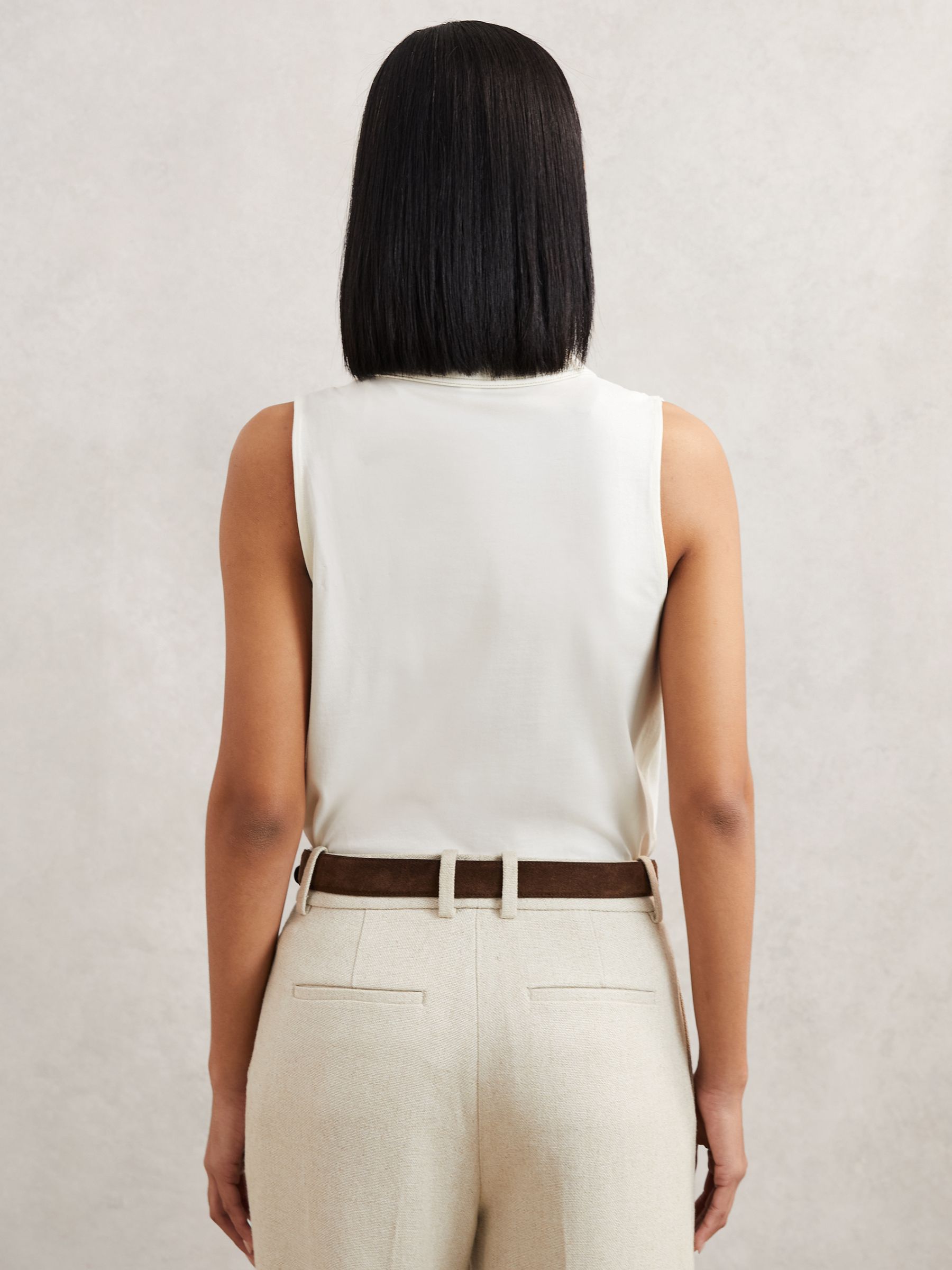 Cotton-Blend Collared Sleeveless Top in Ivory/Neutral