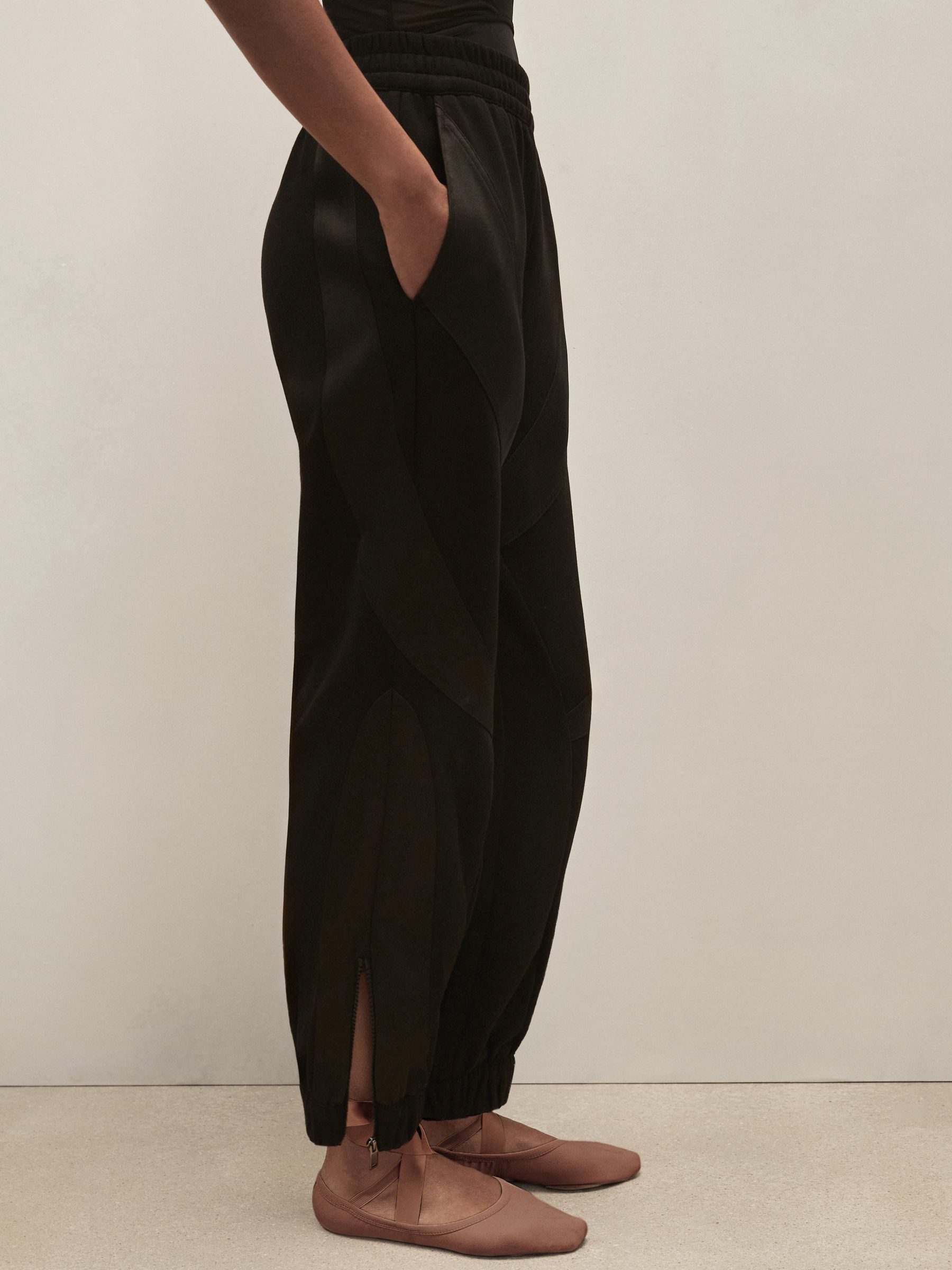 Reiss | Royal Ballet Panelled Joggers in Black