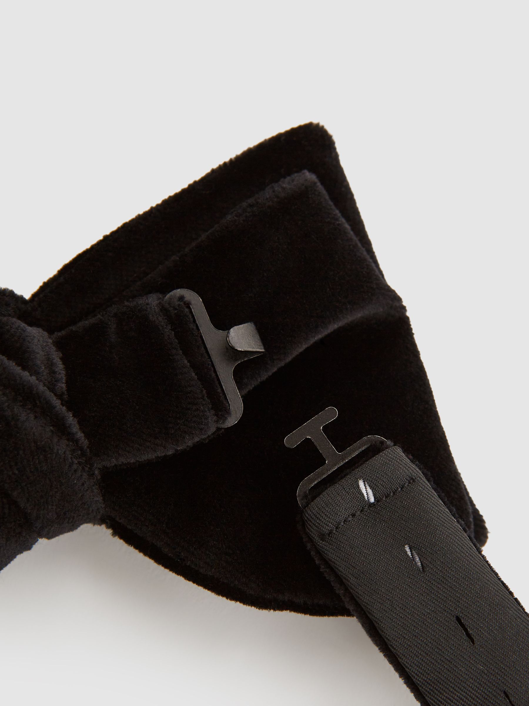 Velvet Bow Tie in Black