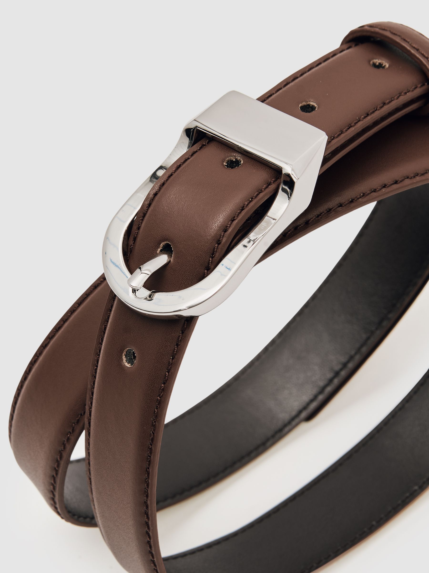 Leather Curved-Buckle Belt in Chocolate