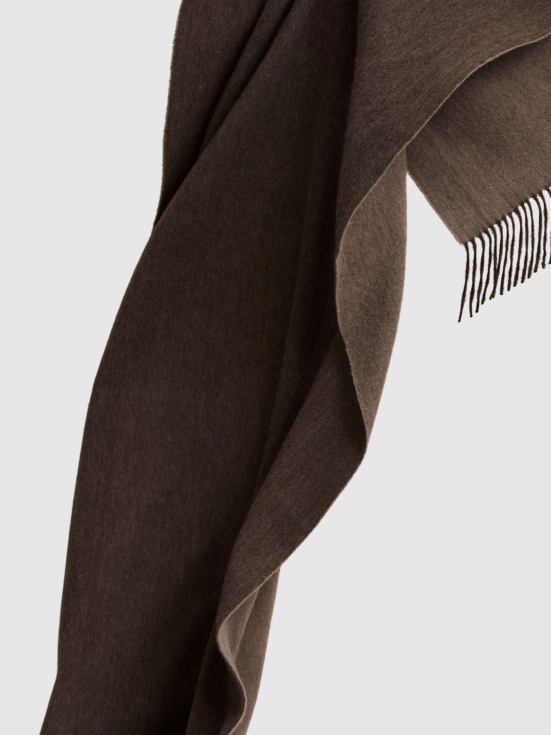 Wool-Cashmere Scarf in Chocolate