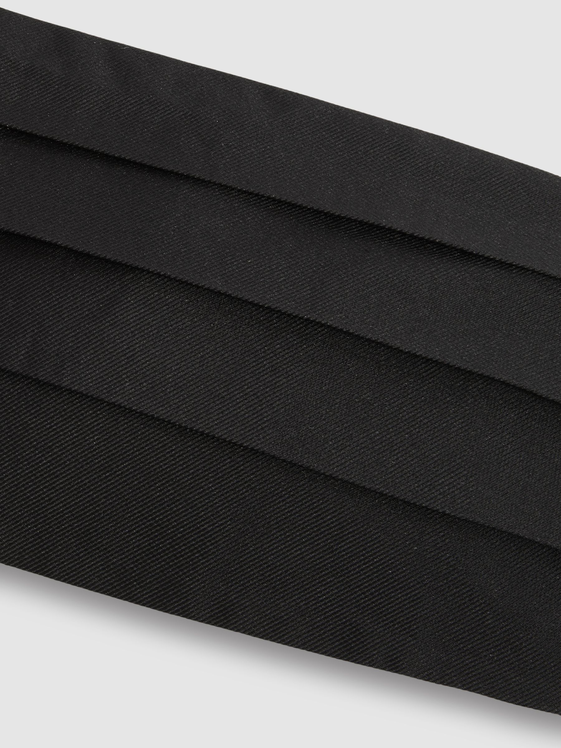 Silk Grosgrain Cummerbund in Black