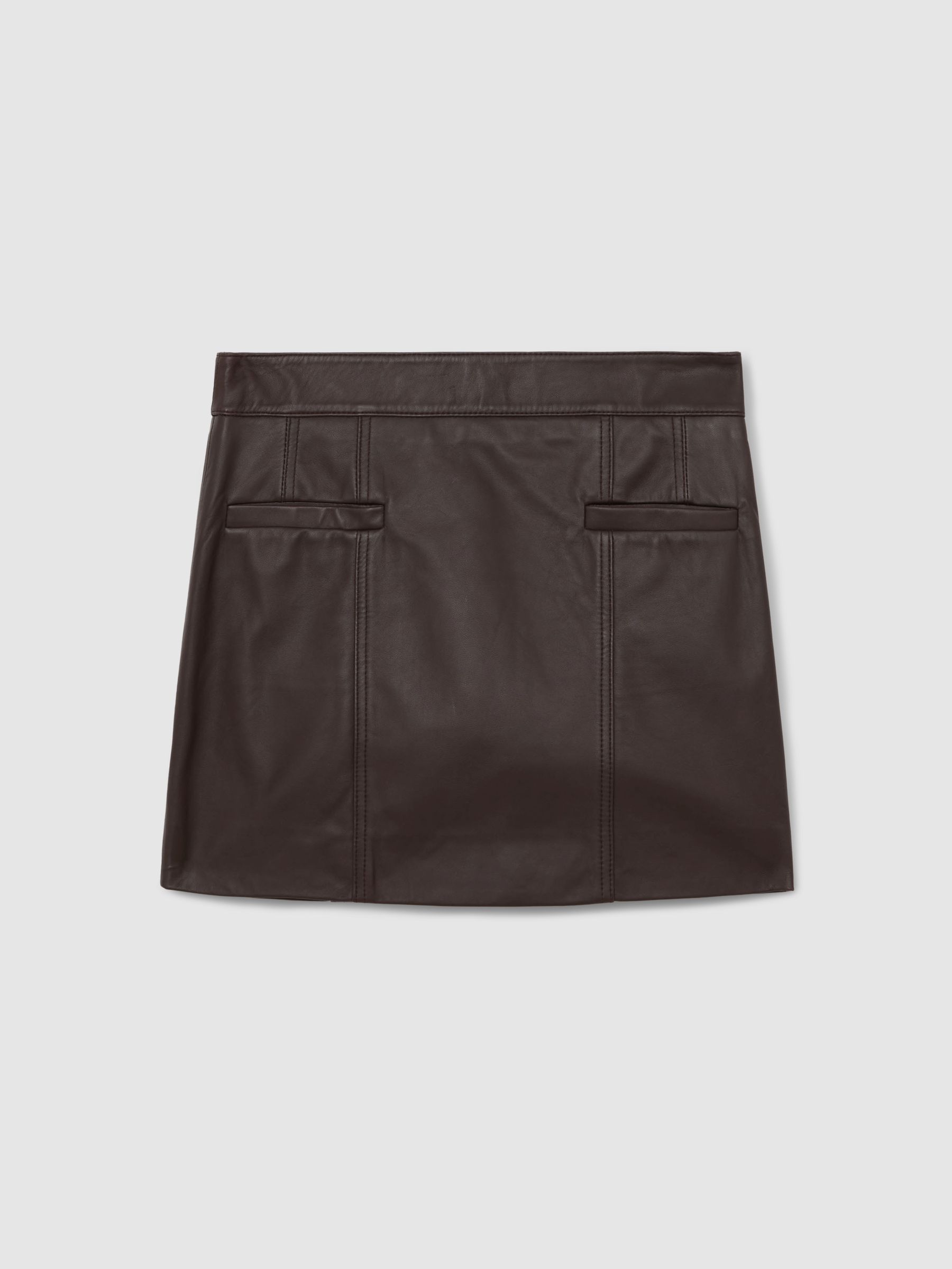 Leather Welt-Pocket Mini Skirt in Burgundy