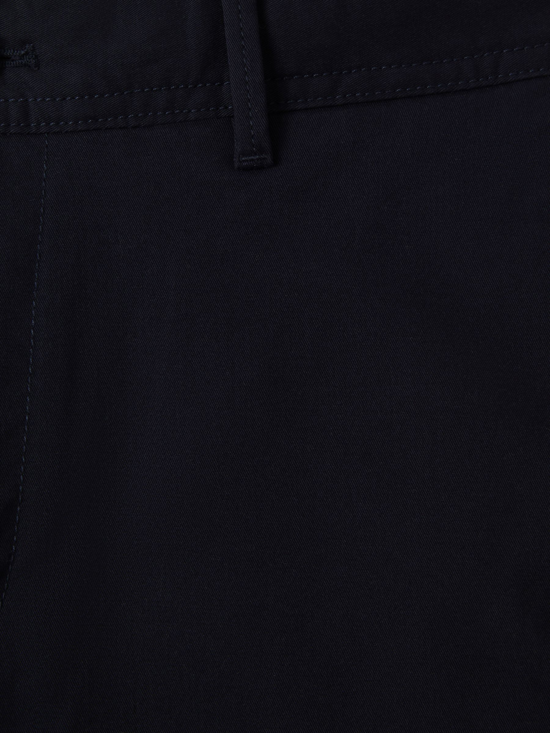 Washed Cotton Slim Fit Chino in Navy