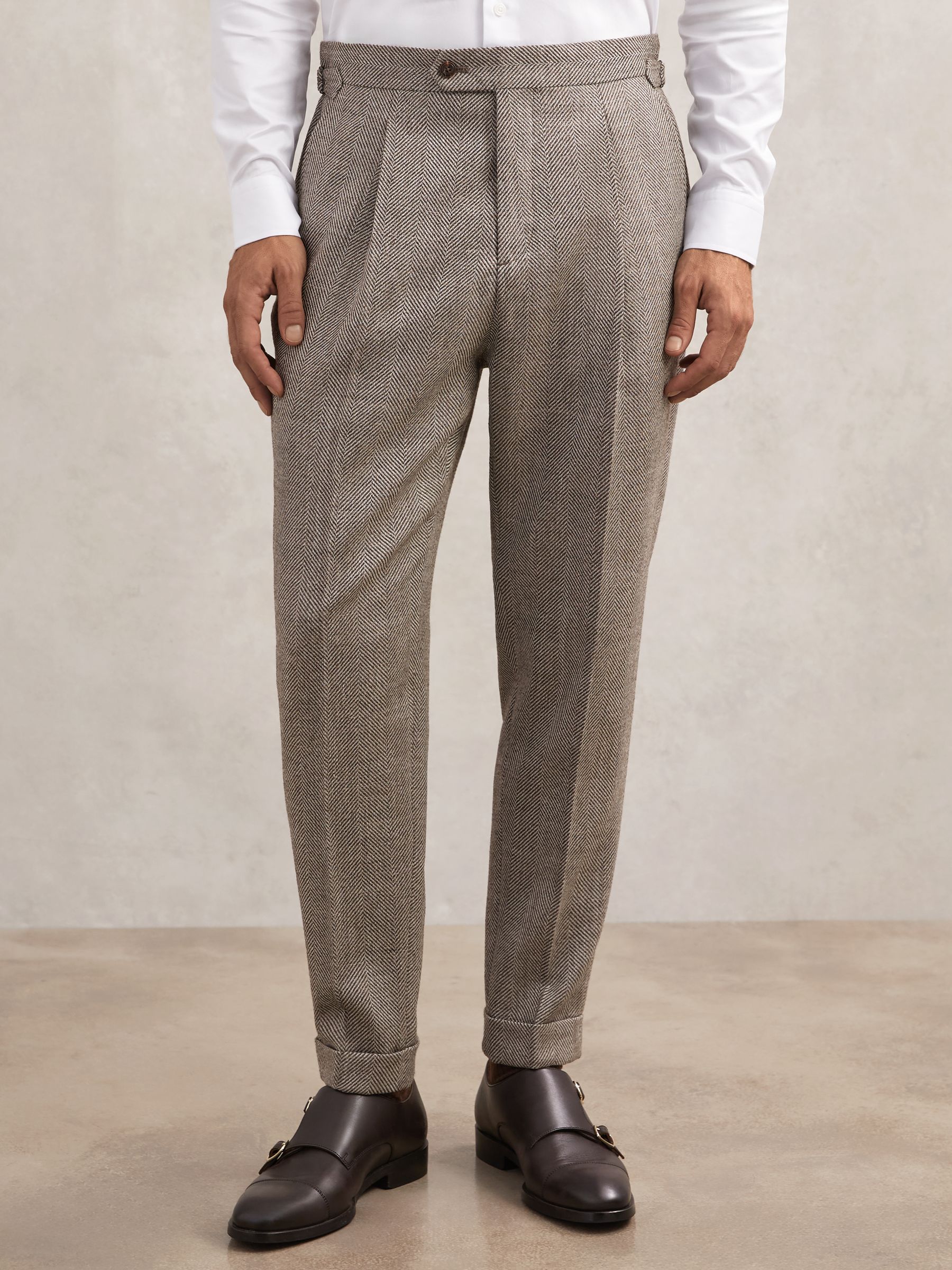 Wool-Blend Slim Herringbone Trousers in Brown