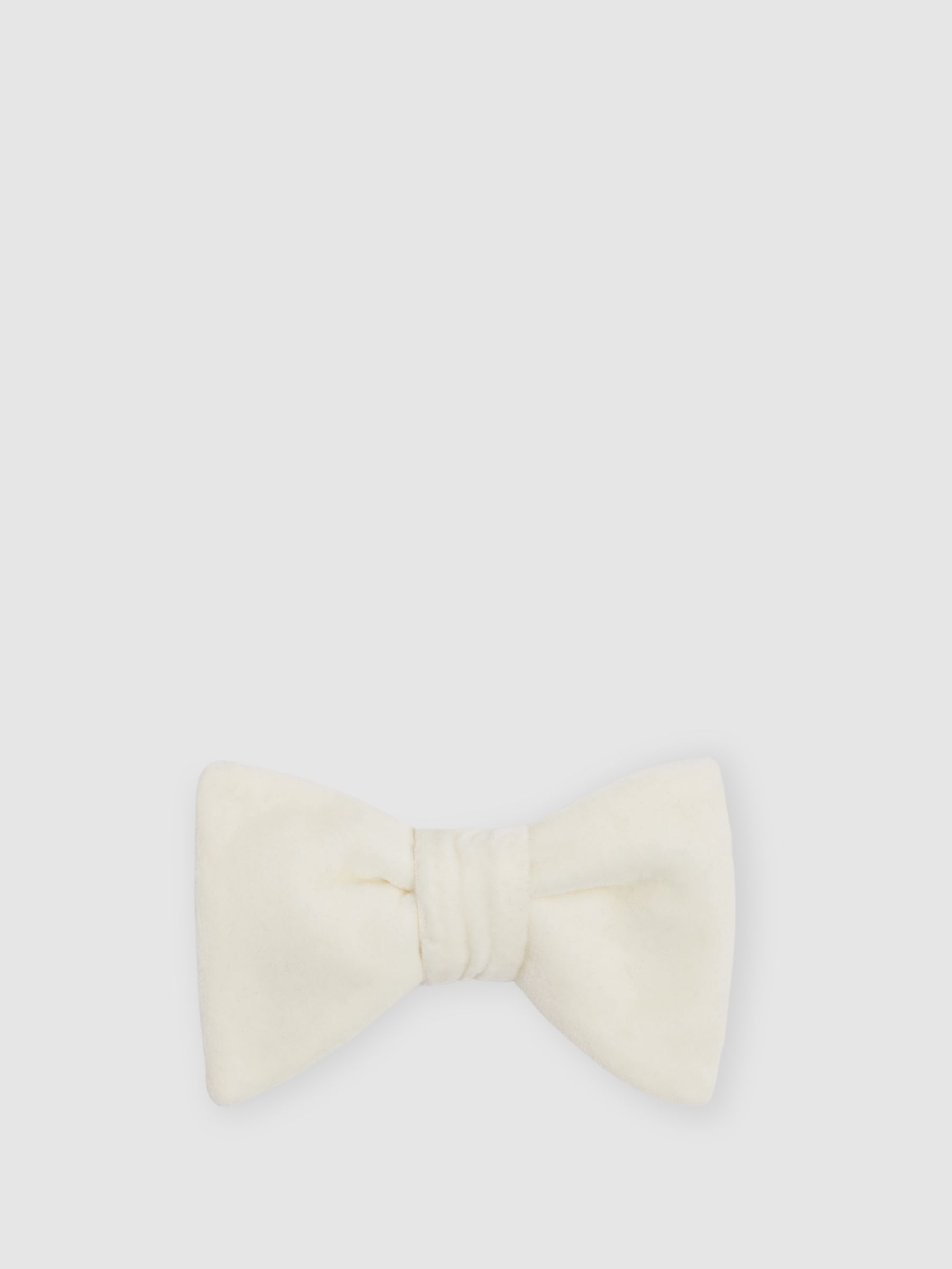 Velvet Bow Tie in Ivory