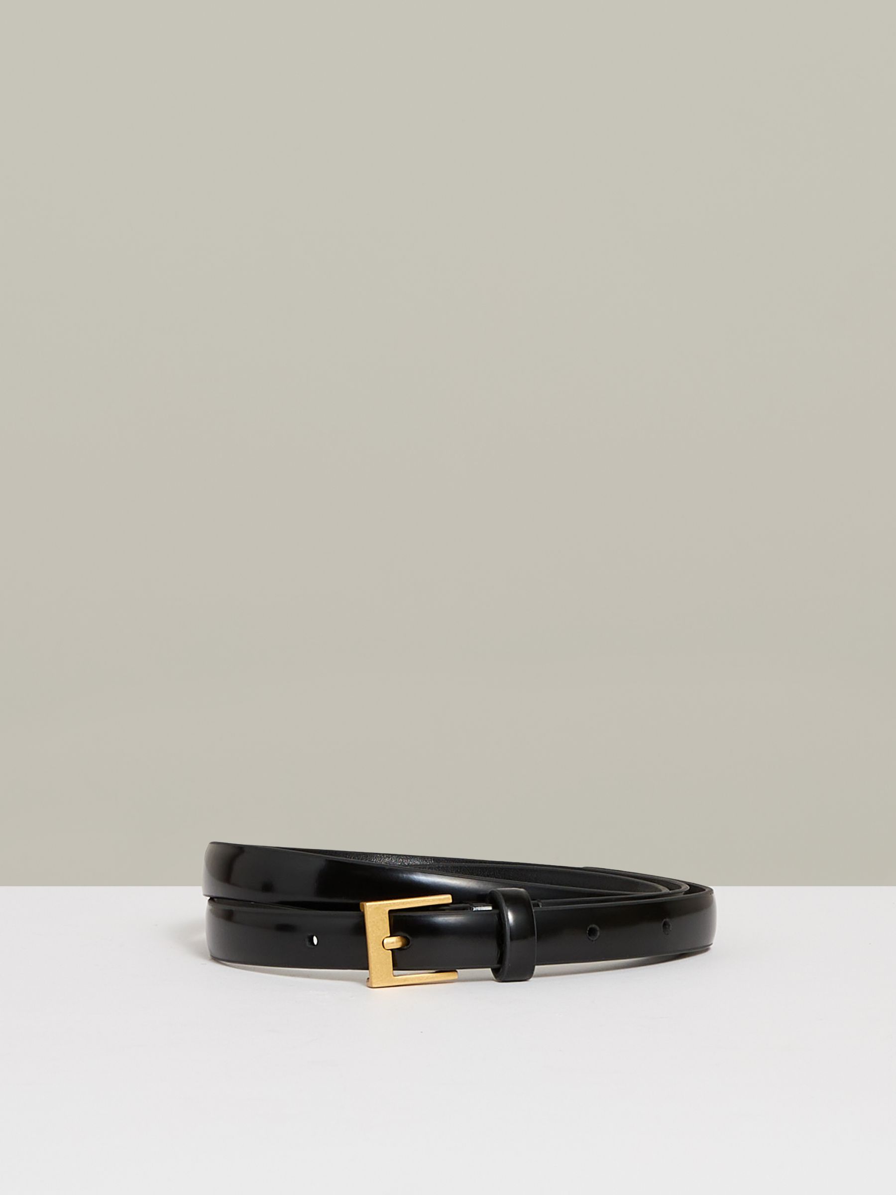 Thin Leather Belt in Black