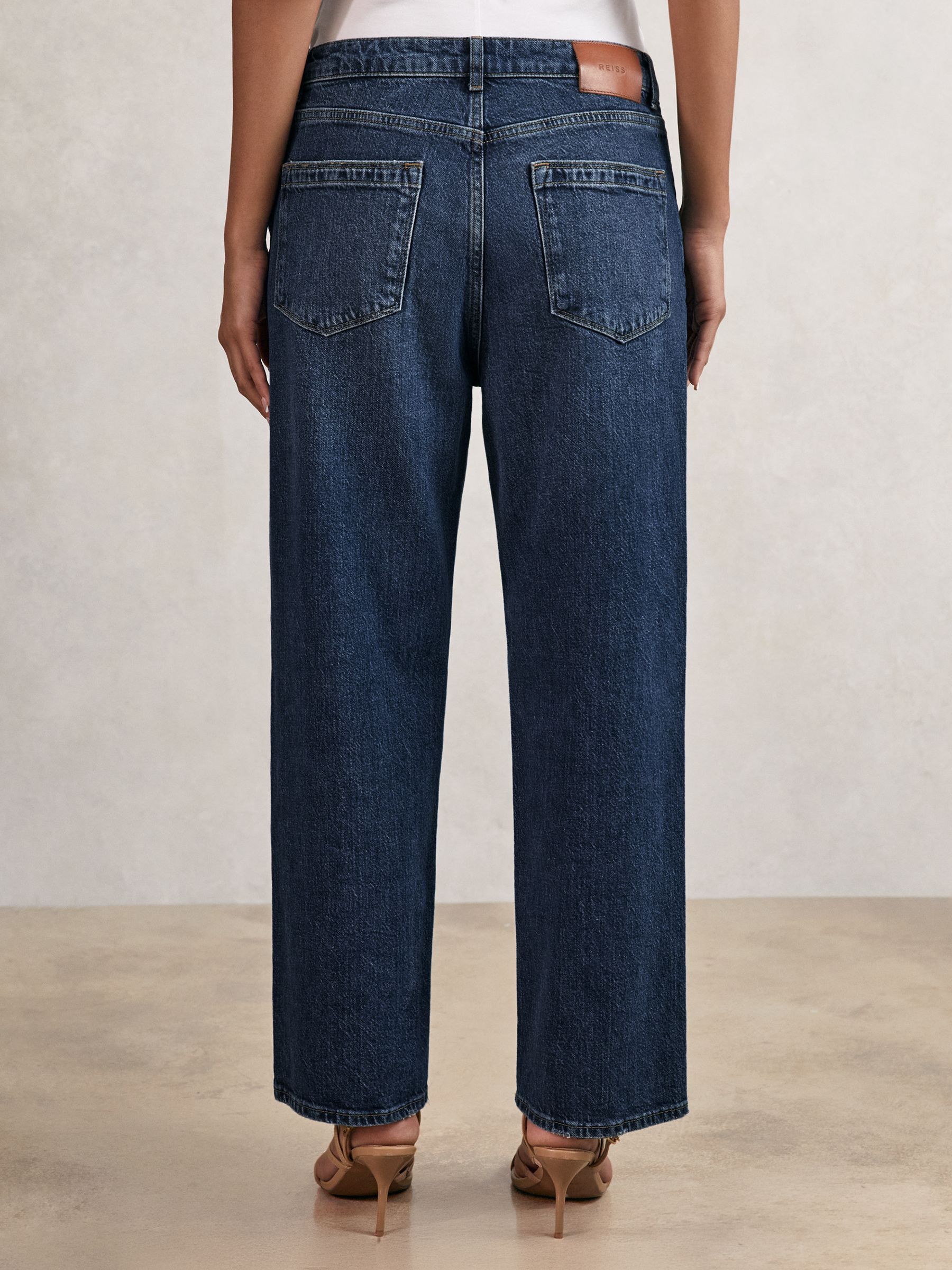 Petite Mid-Rise Straight-Leg Jeans in Mid Blue
